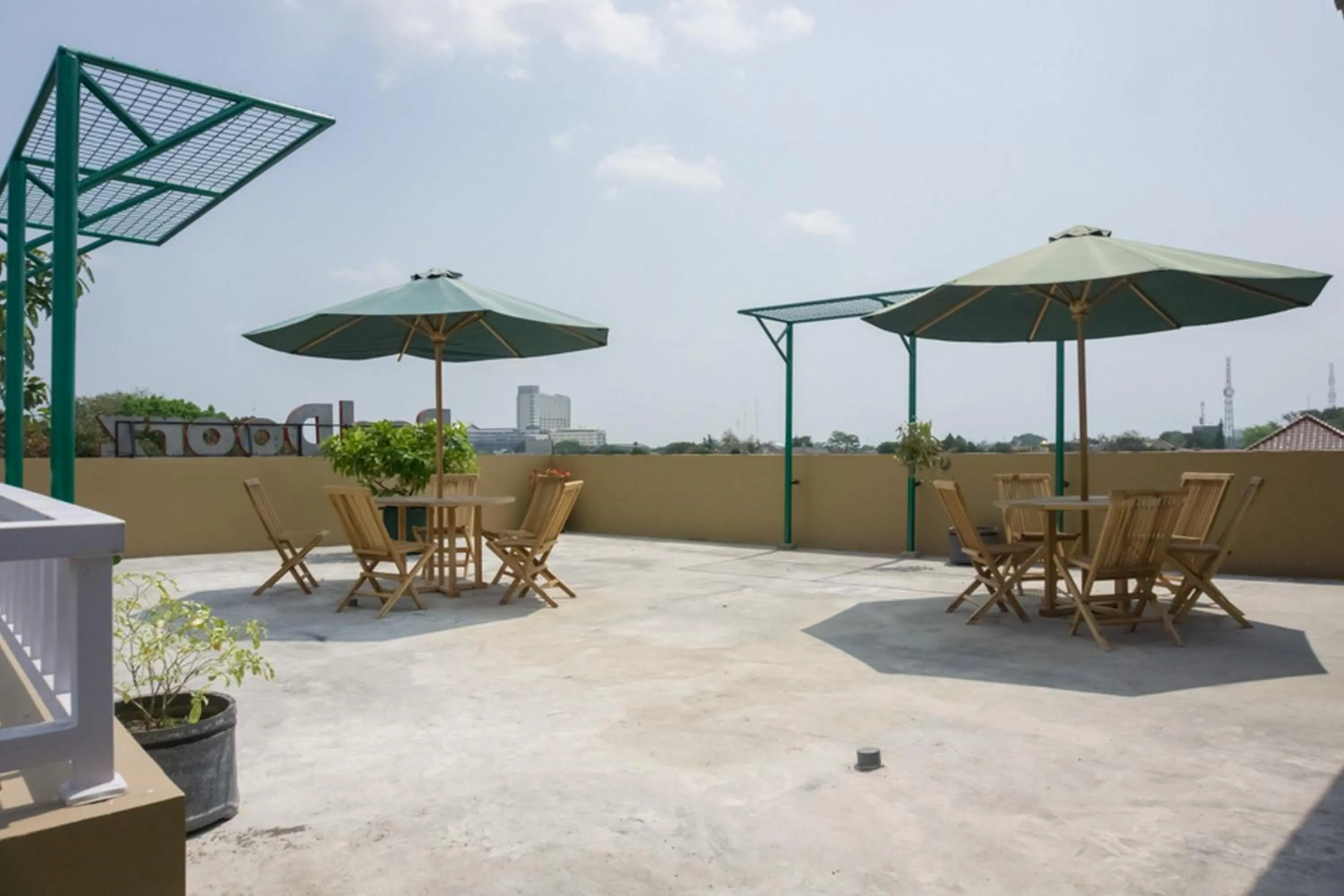 RedDoorz Syariah near Taman Pelangi Monjali