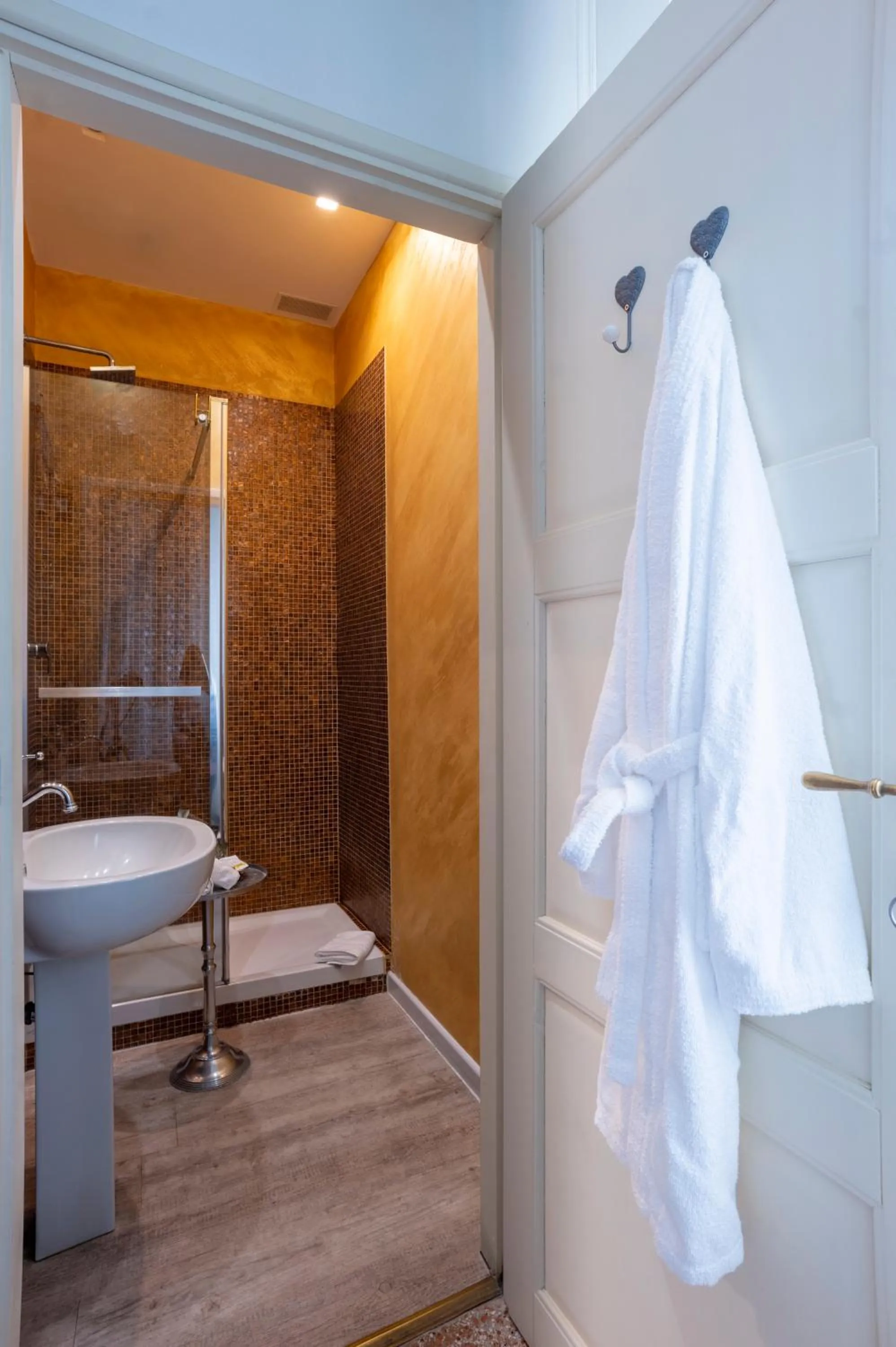 Shower in Colombo Bed & Breakfast Mestre