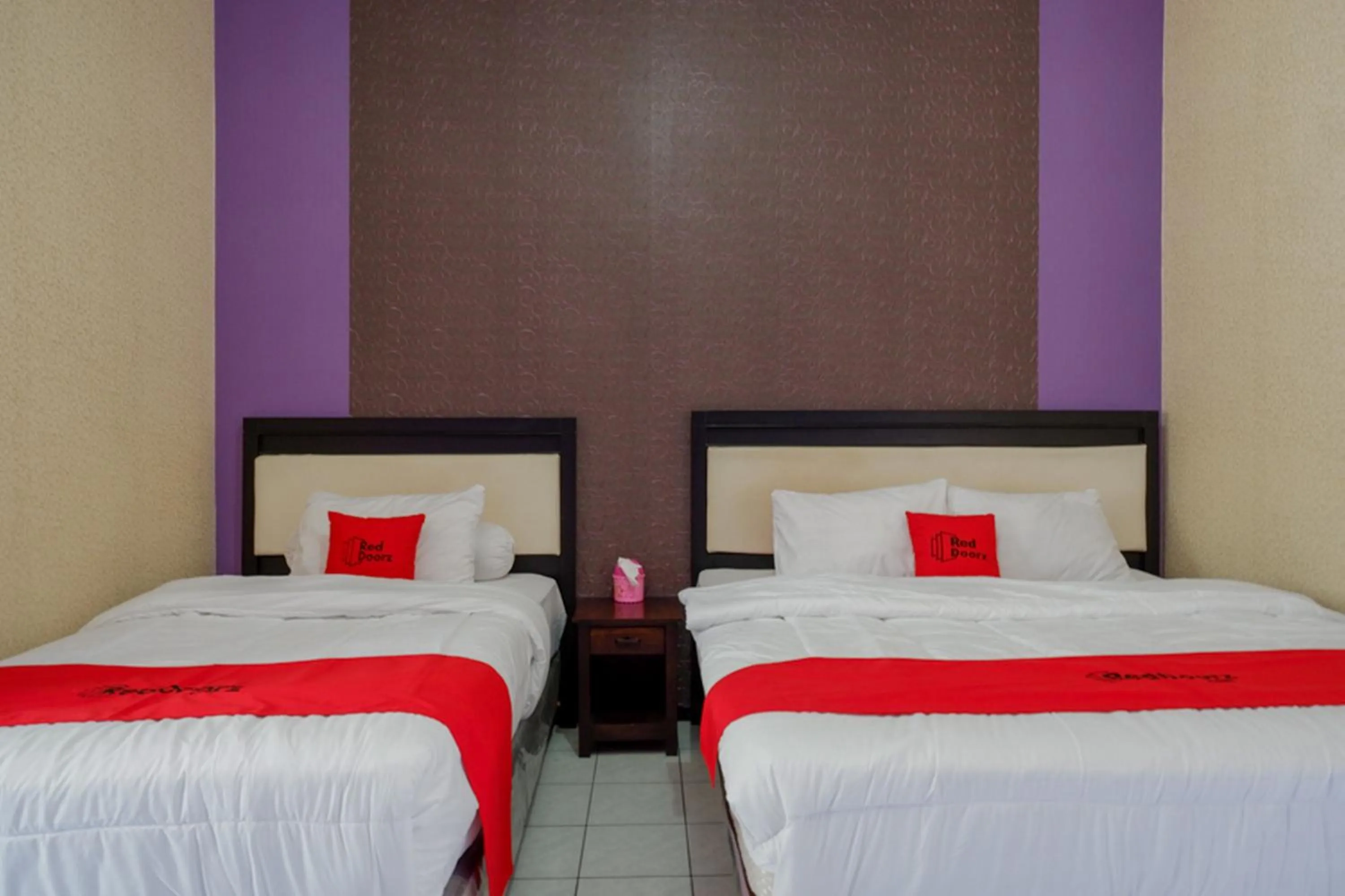 Bedroom, Bed in RedDoorz near Stasiun Kebumen