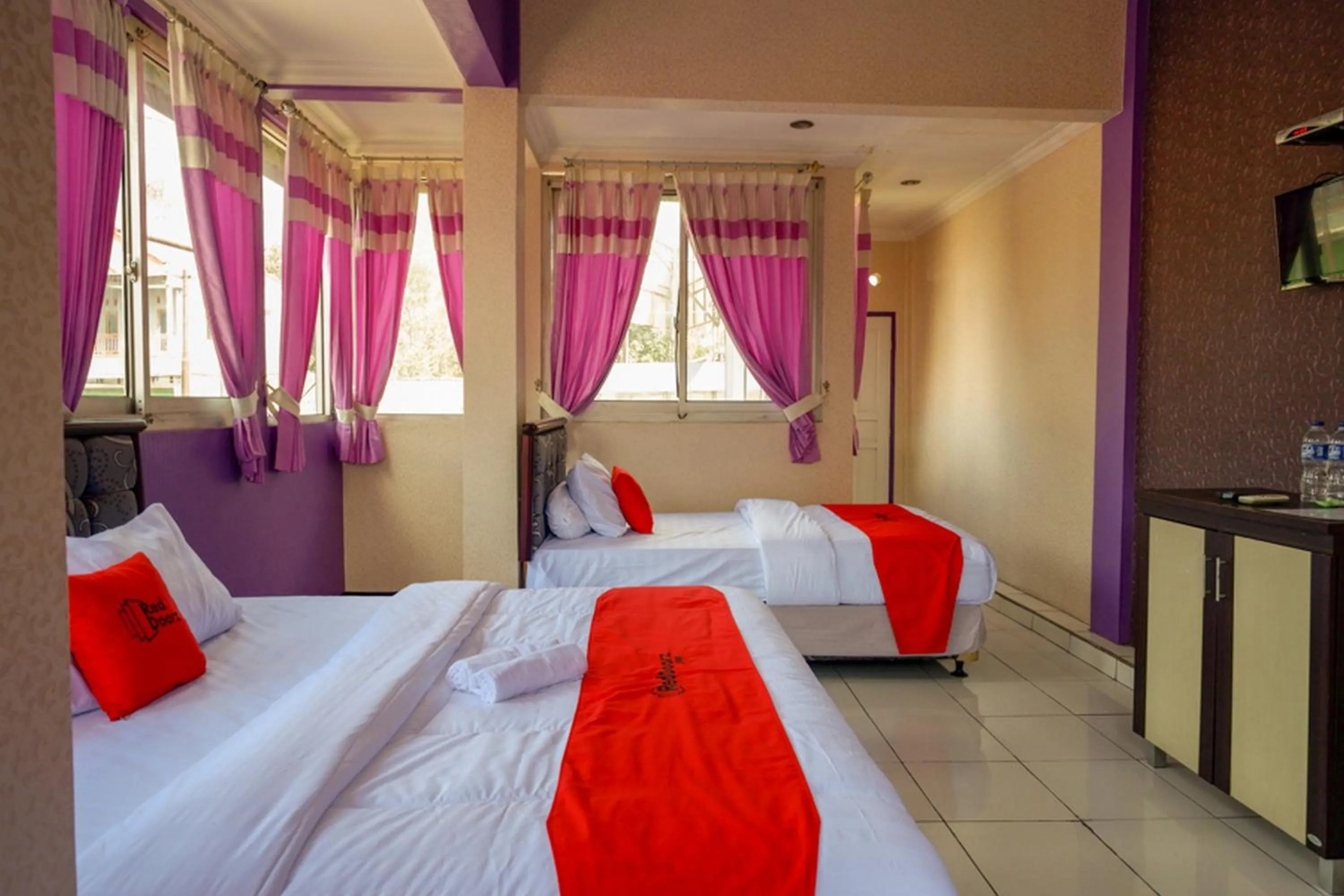 Bed in RedDoorz near RSUD Kebumen