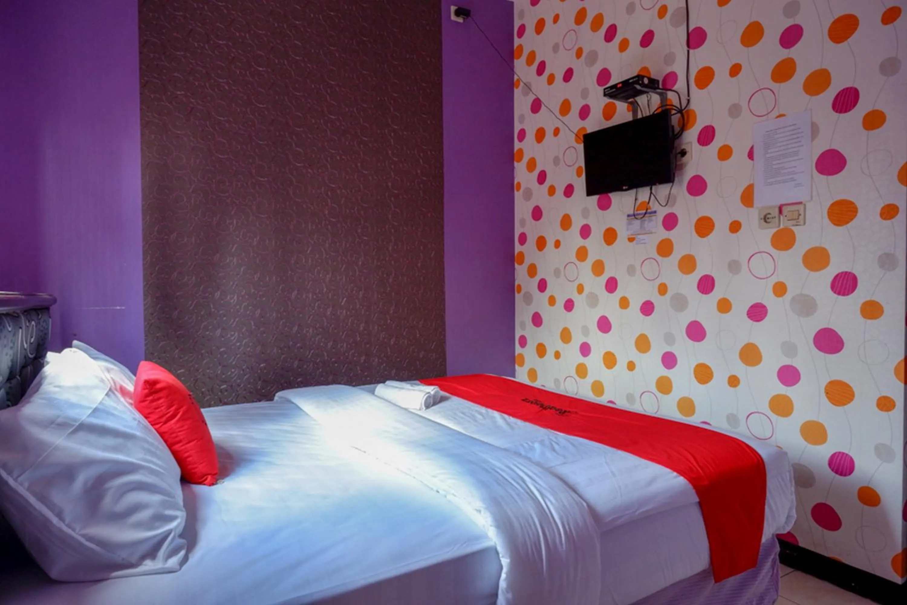 Bed in RedDoorz near RSUD Kebumen