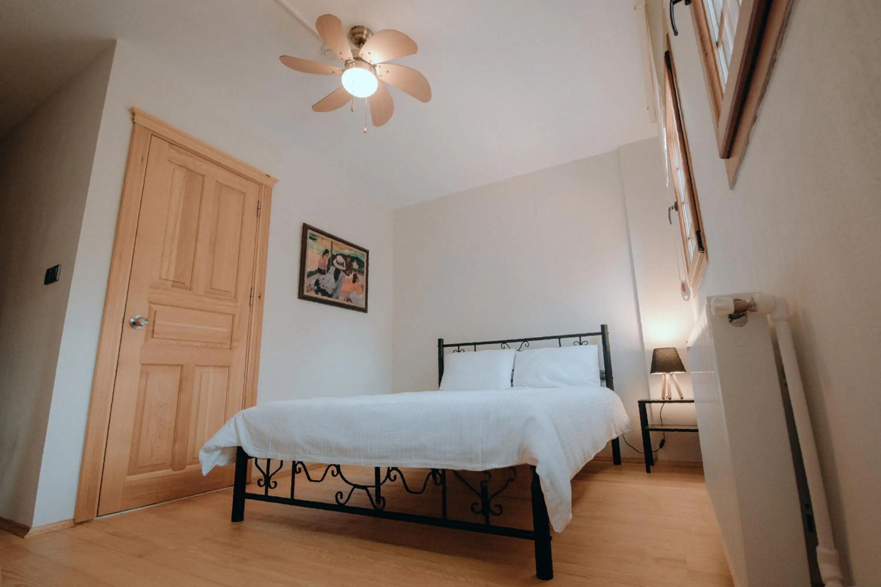 Bedroom, Bed in Birgi Rukim Otel