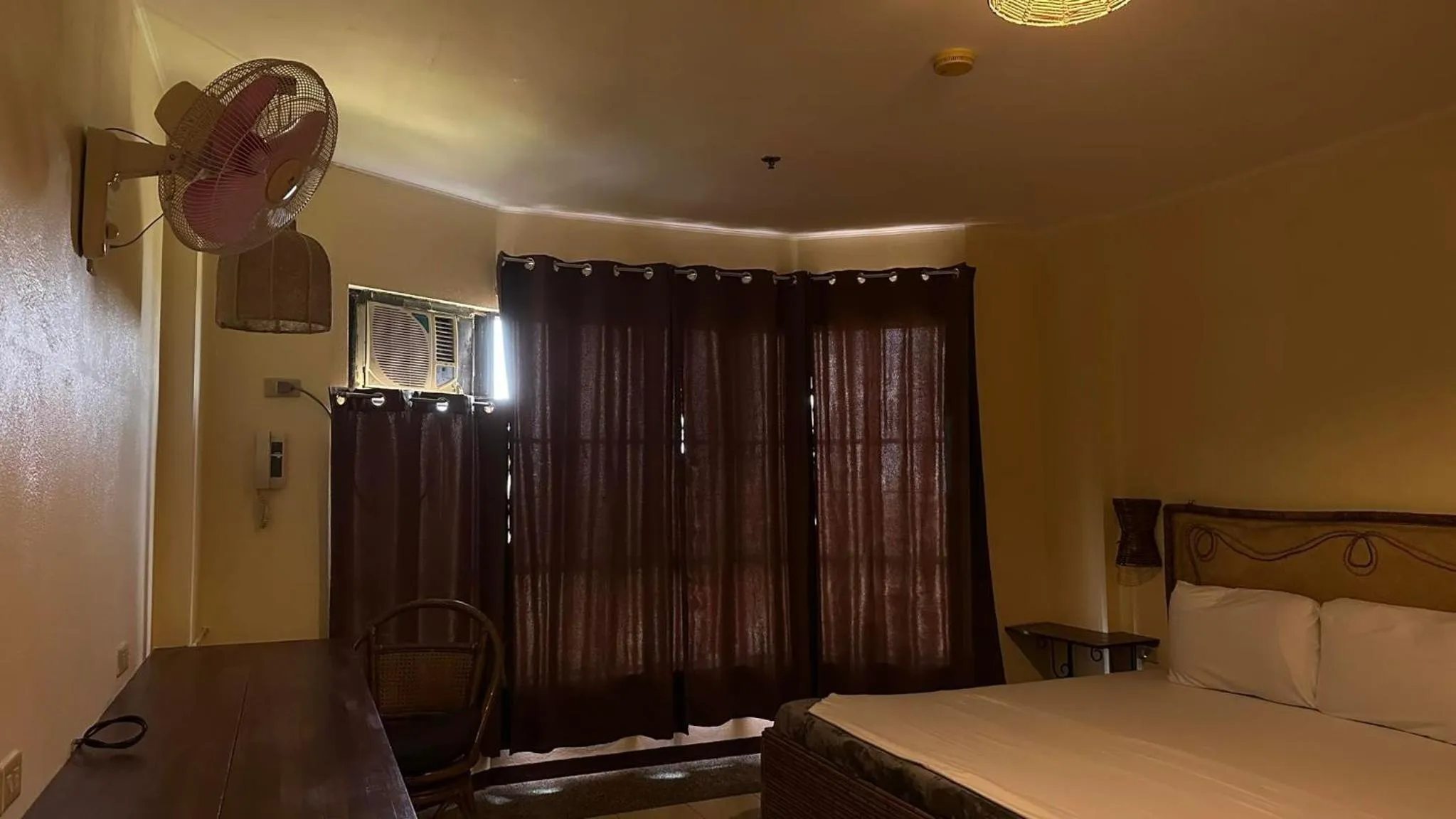 Bed in Alfonso Hotel