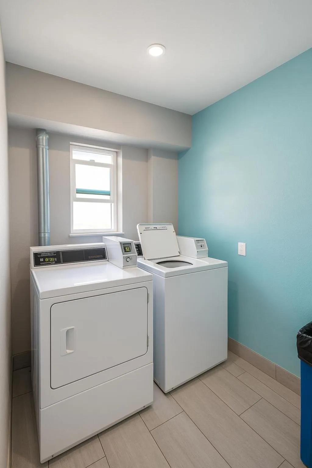 laundry in Travelodge by Wyndham LAX