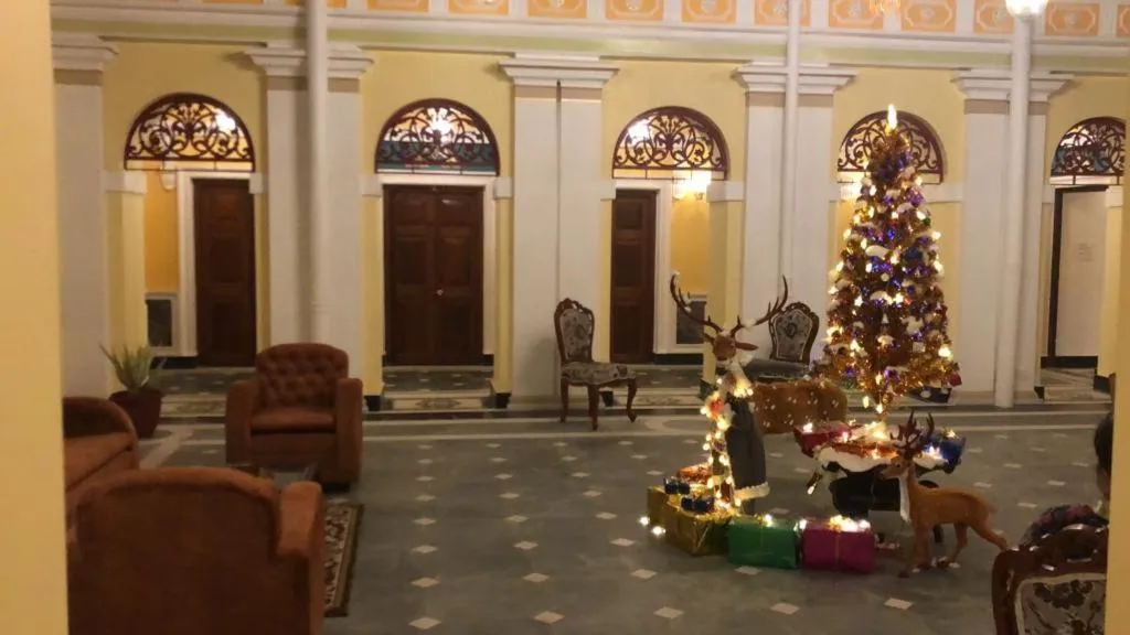 COSSIMBAZAR PALACE OF THE ROYS ( RAJBARI)