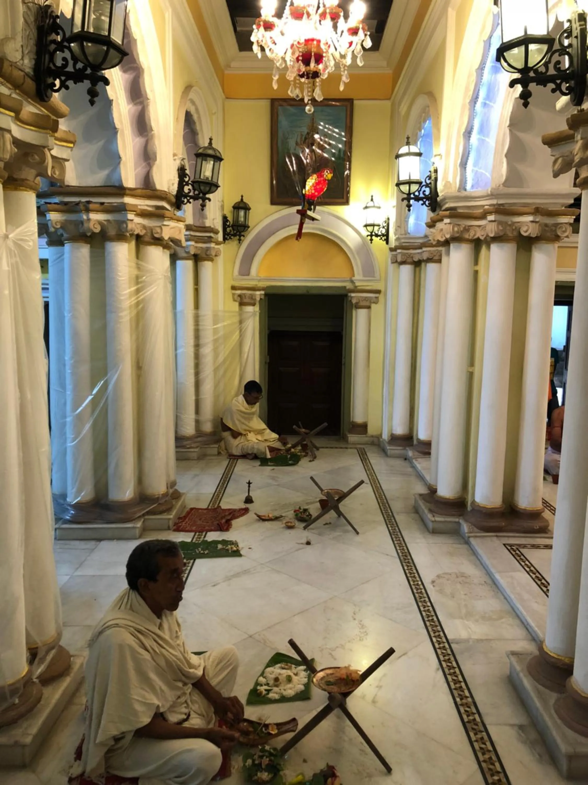 COSSIMBAZAR PALACE OF THE ROYS ( RAJBARI)