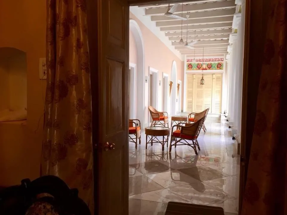 COSSIMBAZAR PALACE OF THE ROYS ( RAJBARI)