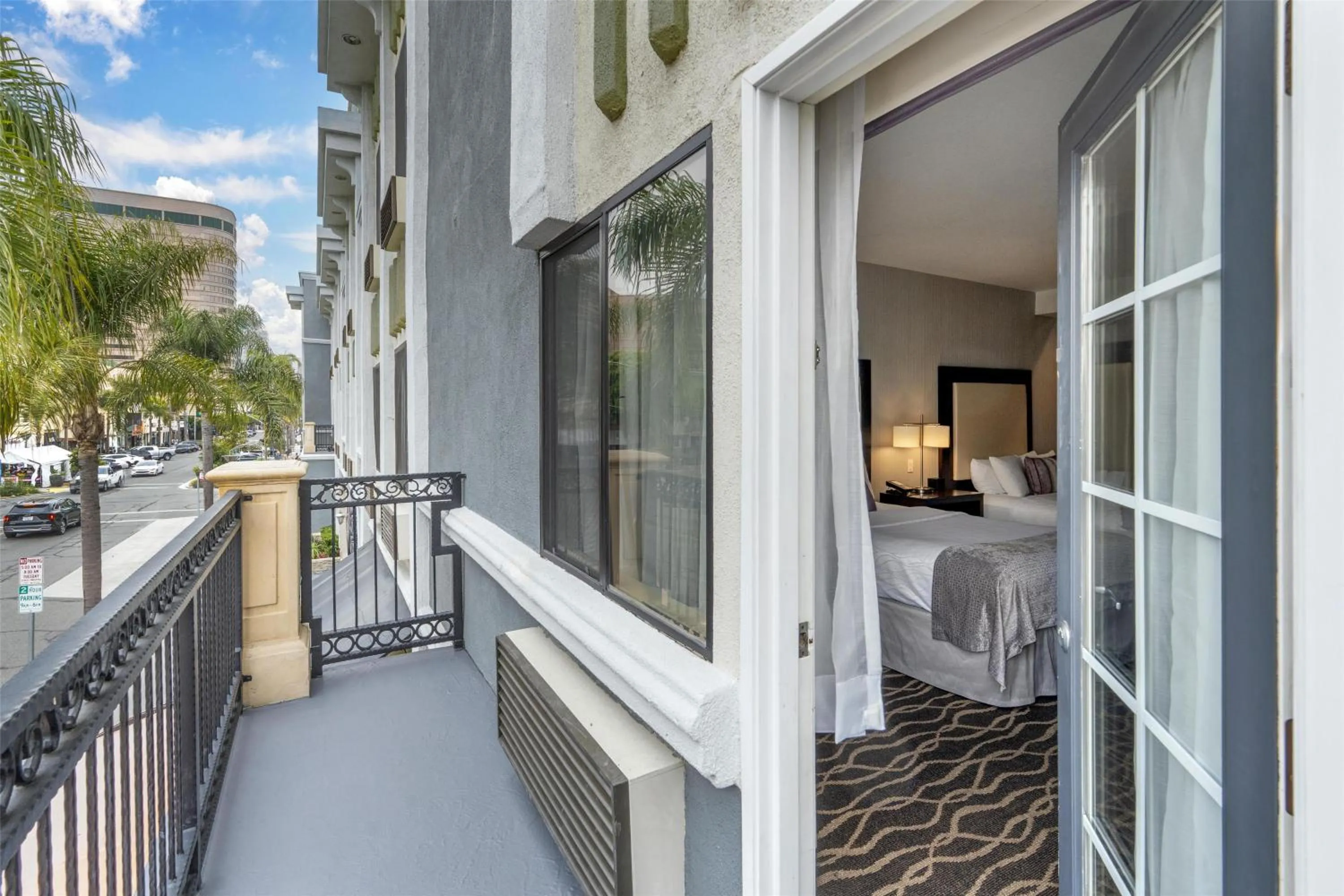 Bedroom, Bed in Best Western Plus Hotel at the Convention Center