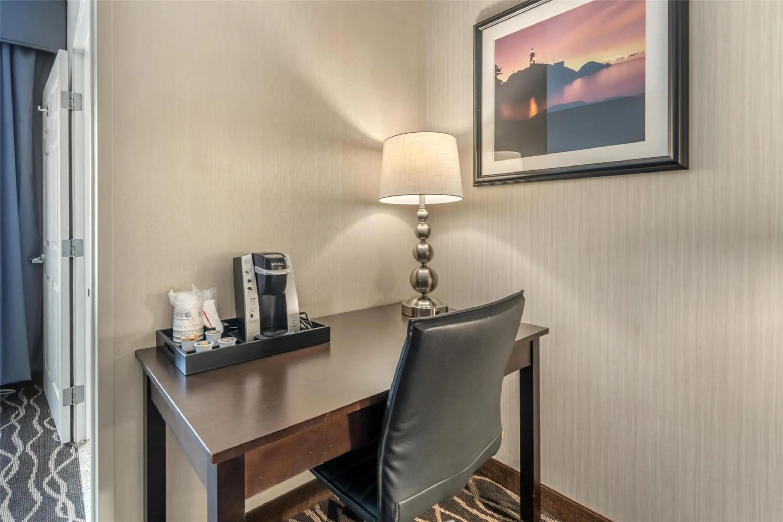 Bedroom in Best Western Plus Hotel at the Convention Center