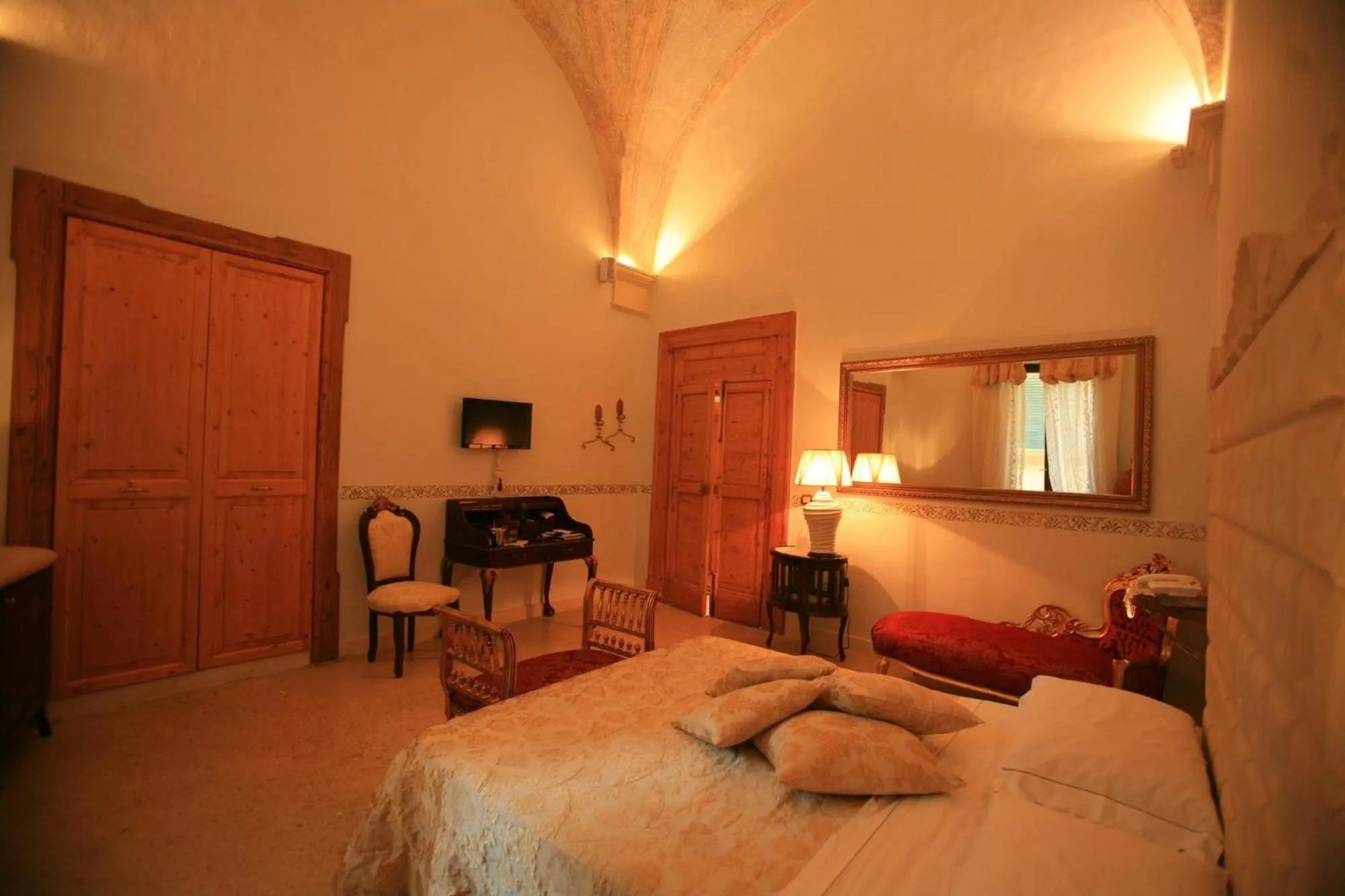 Bed in Palazzo Gallo Resort