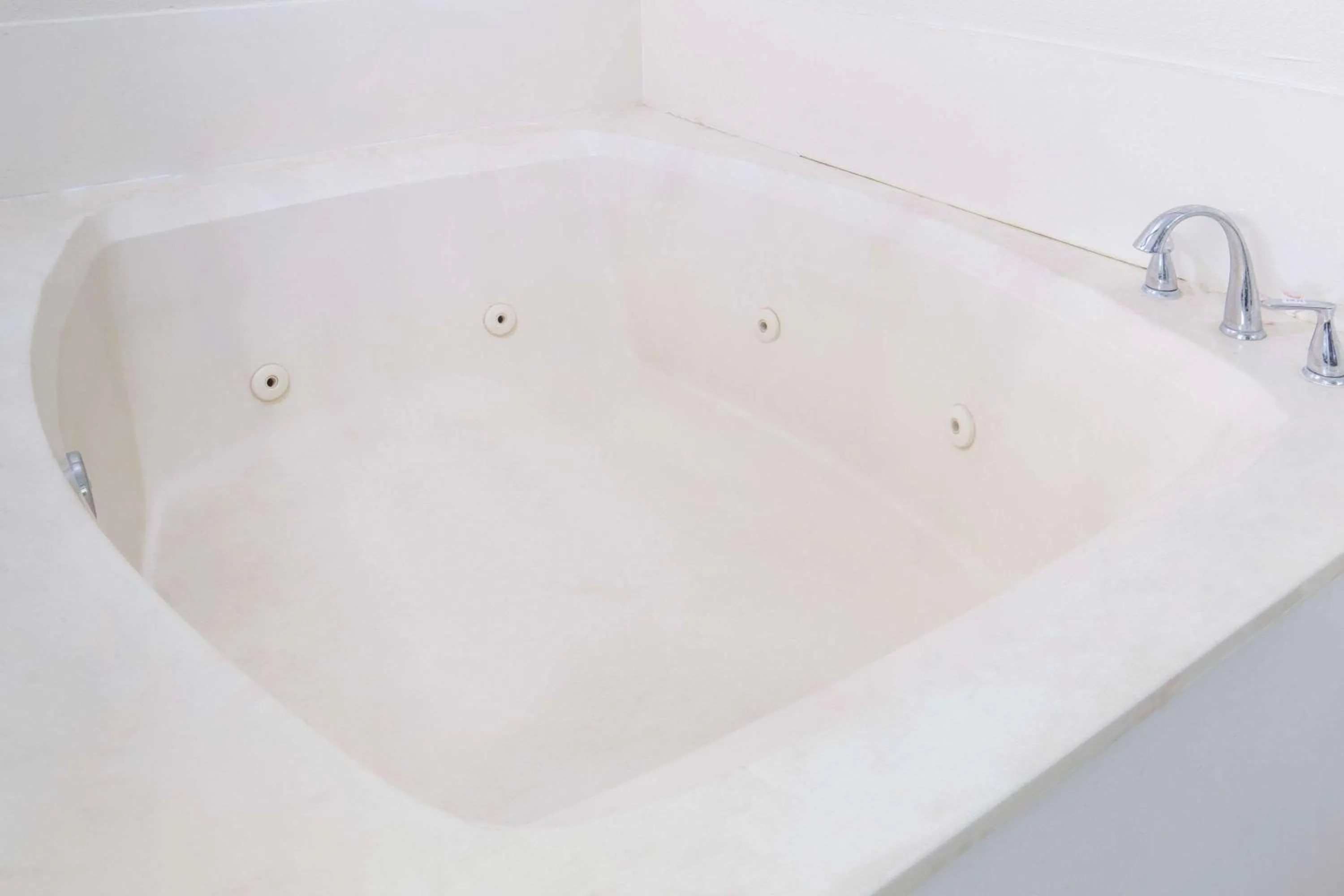 Bathroom in Ramada by Wyndham Ontario Airport & Convention Center