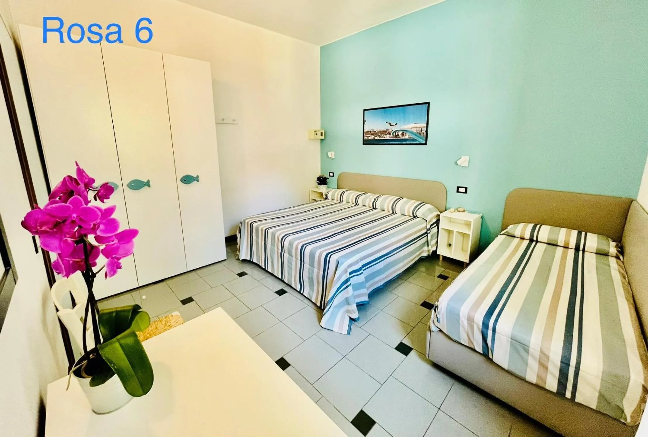 Bed in Residence Aries