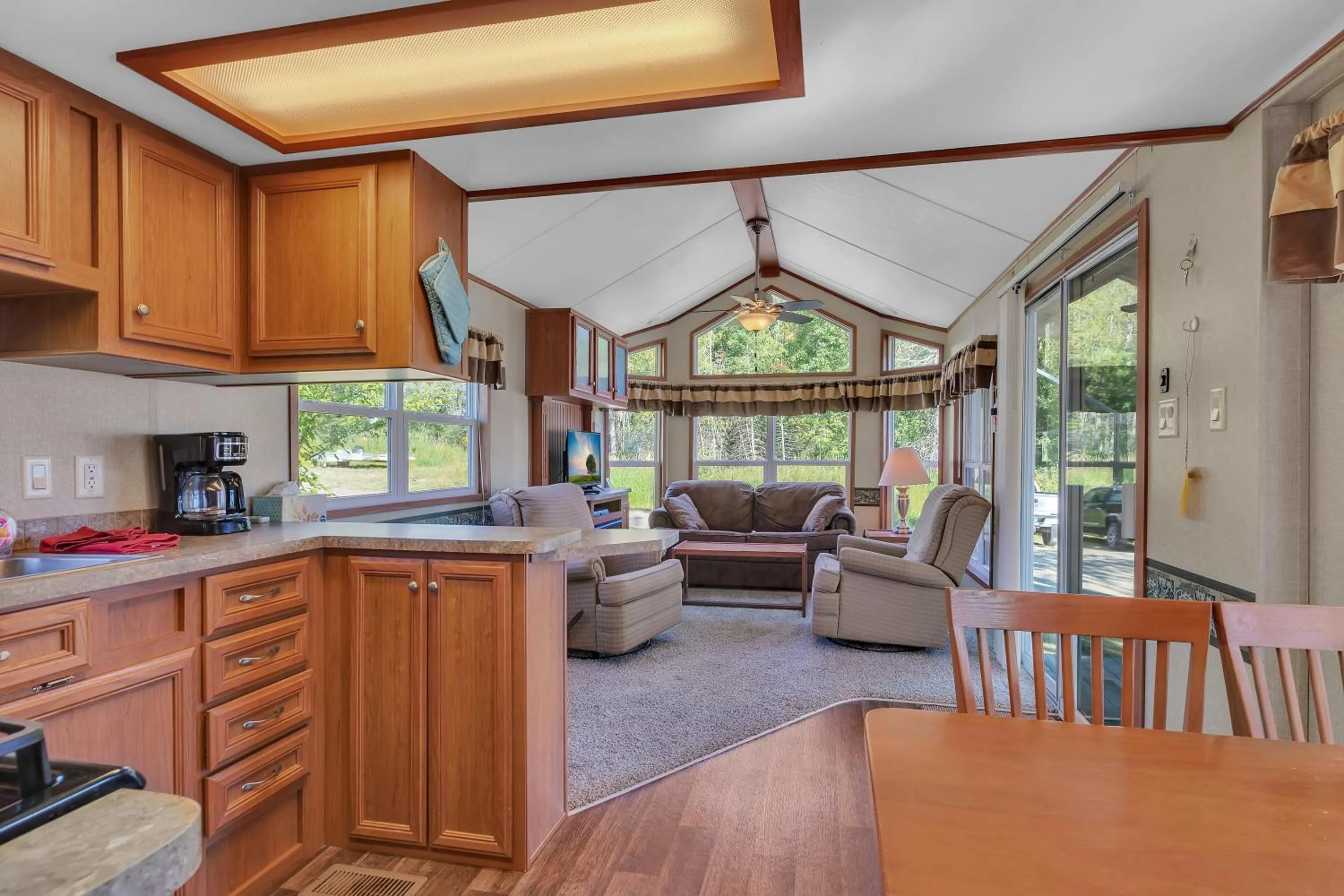 Living room in Blue Moon Resort & Motel