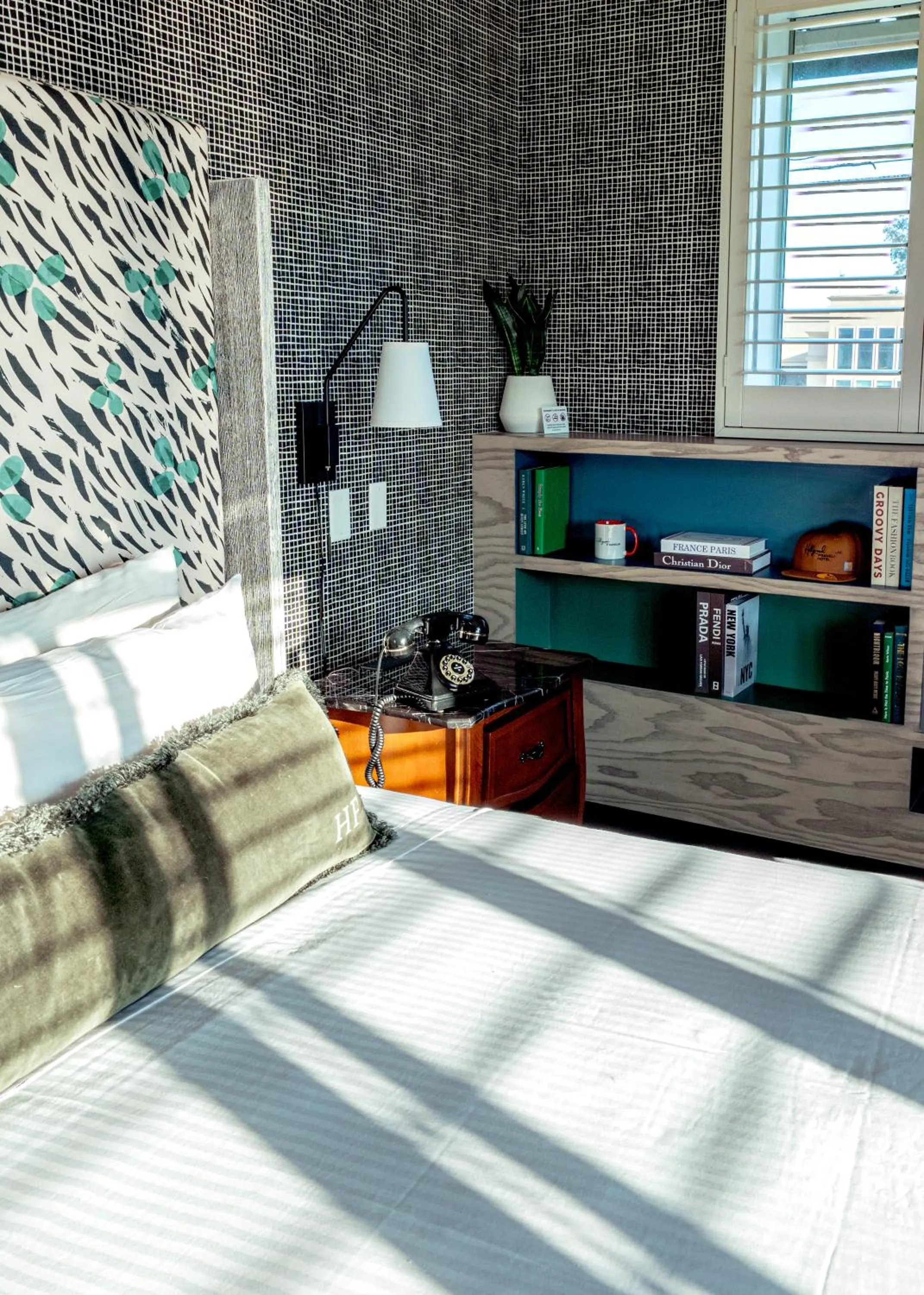 Bedroom, Bed in The Hollywood Franklin Hotel near Universal Studios