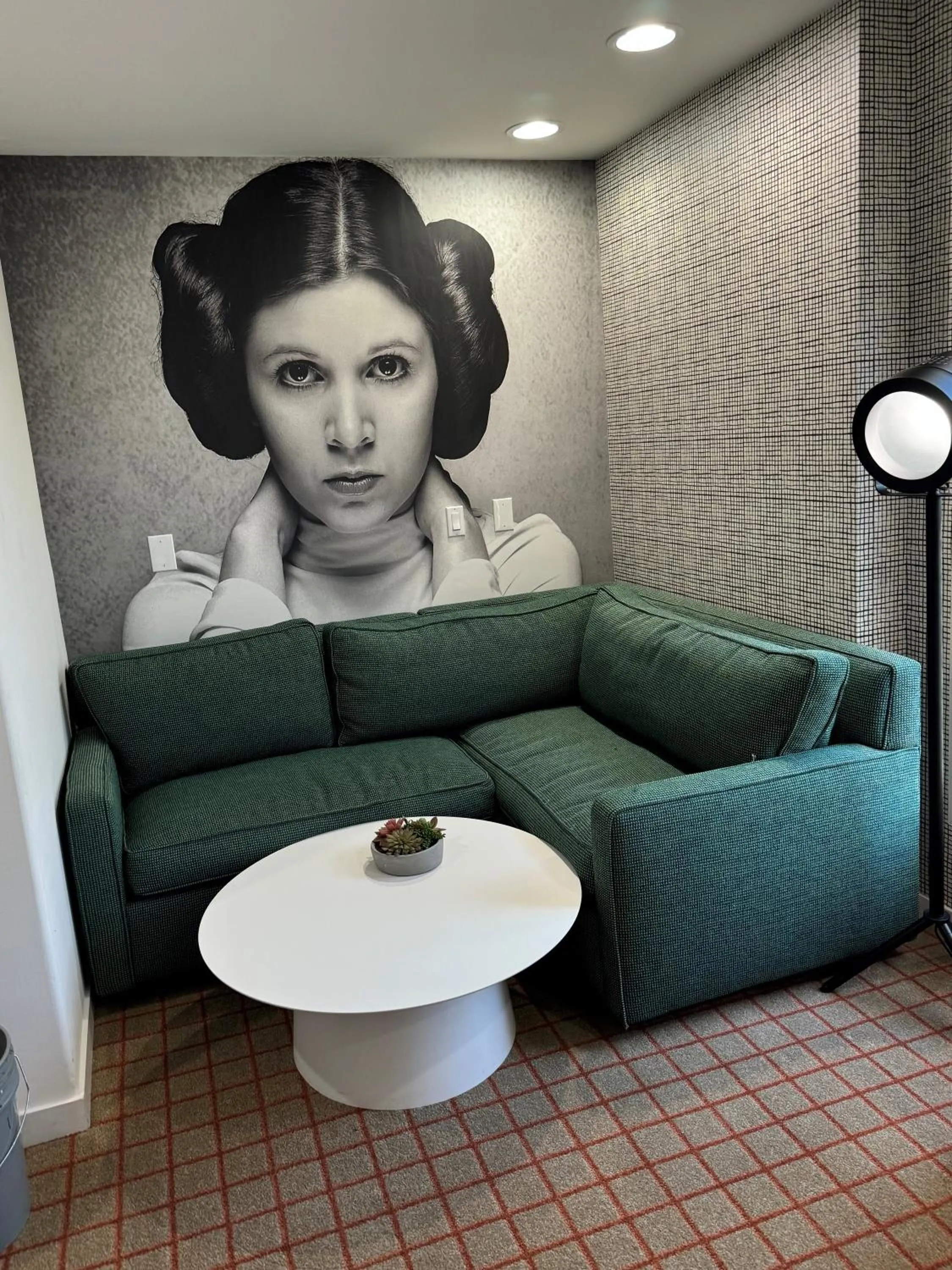 Living room in The Hollywood Franklin Hotel near Universal Studios