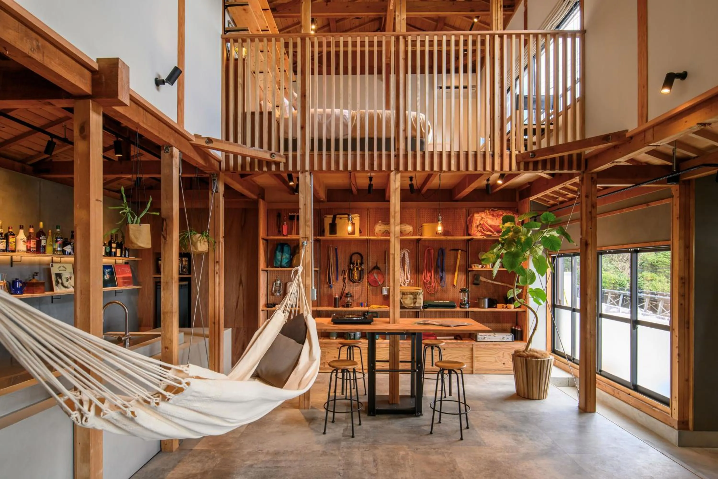 Area and facilities in TheMana Village