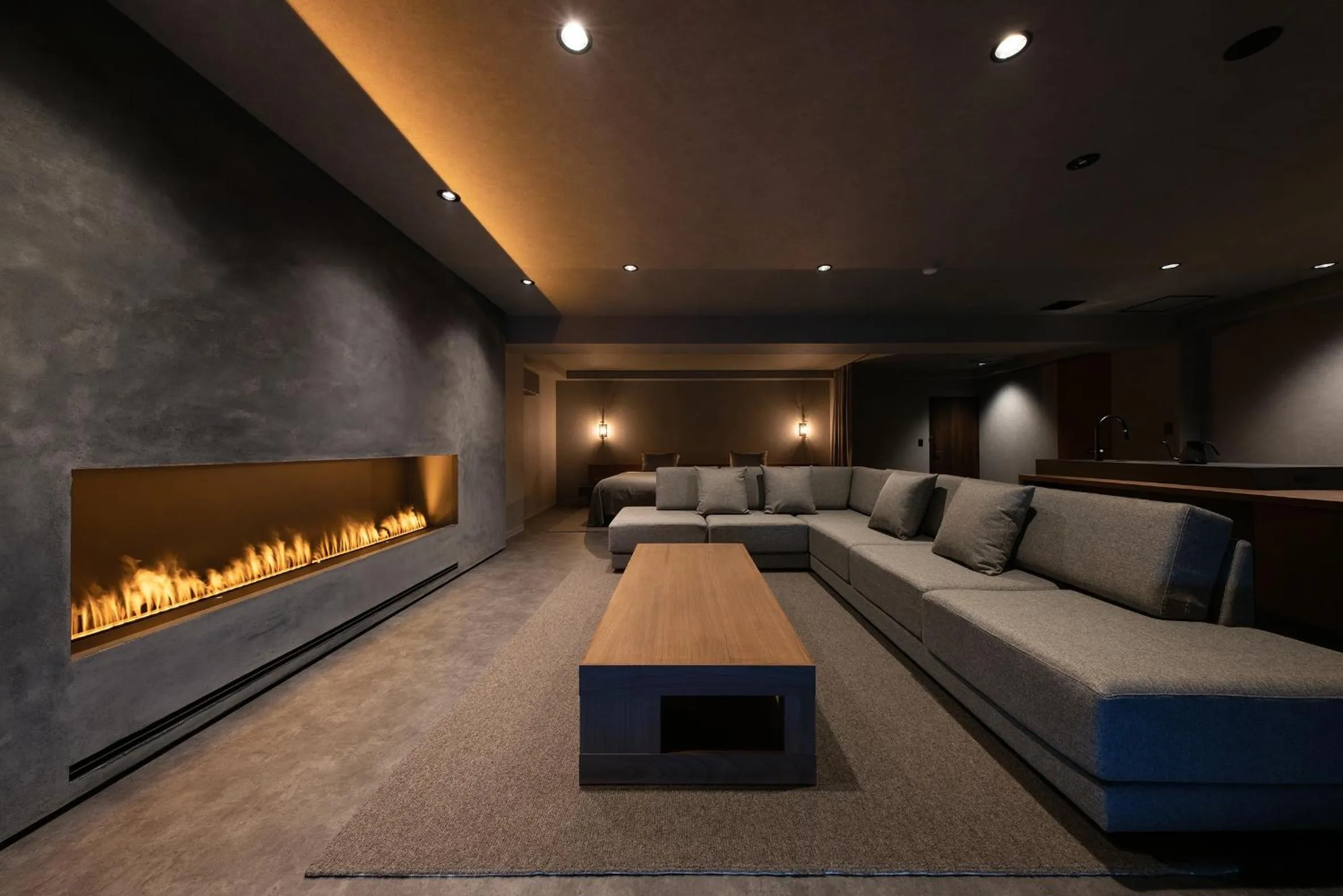 Photo of the whole room in TheMana Village