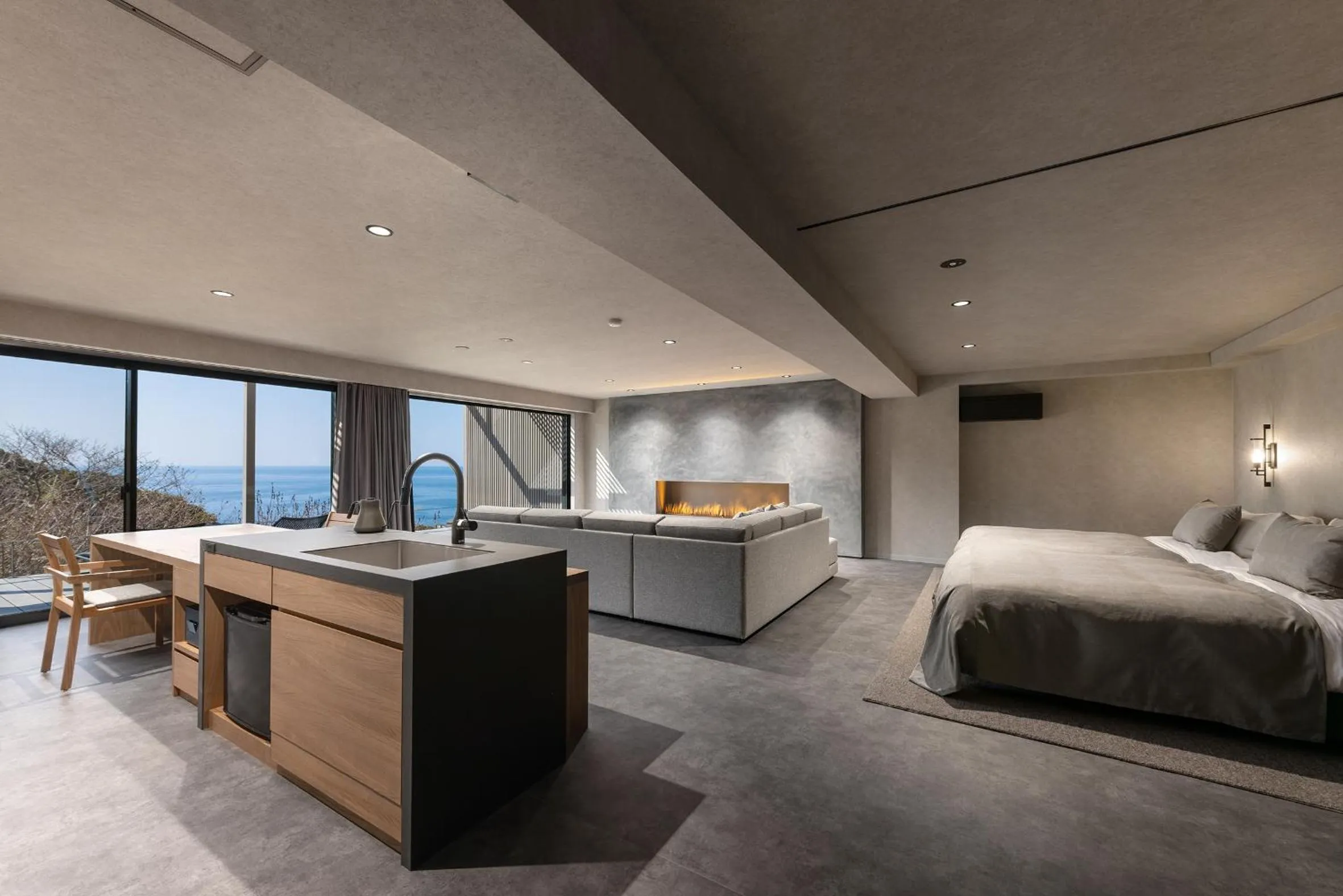 Photo of the whole room, Bed in TheMana Village