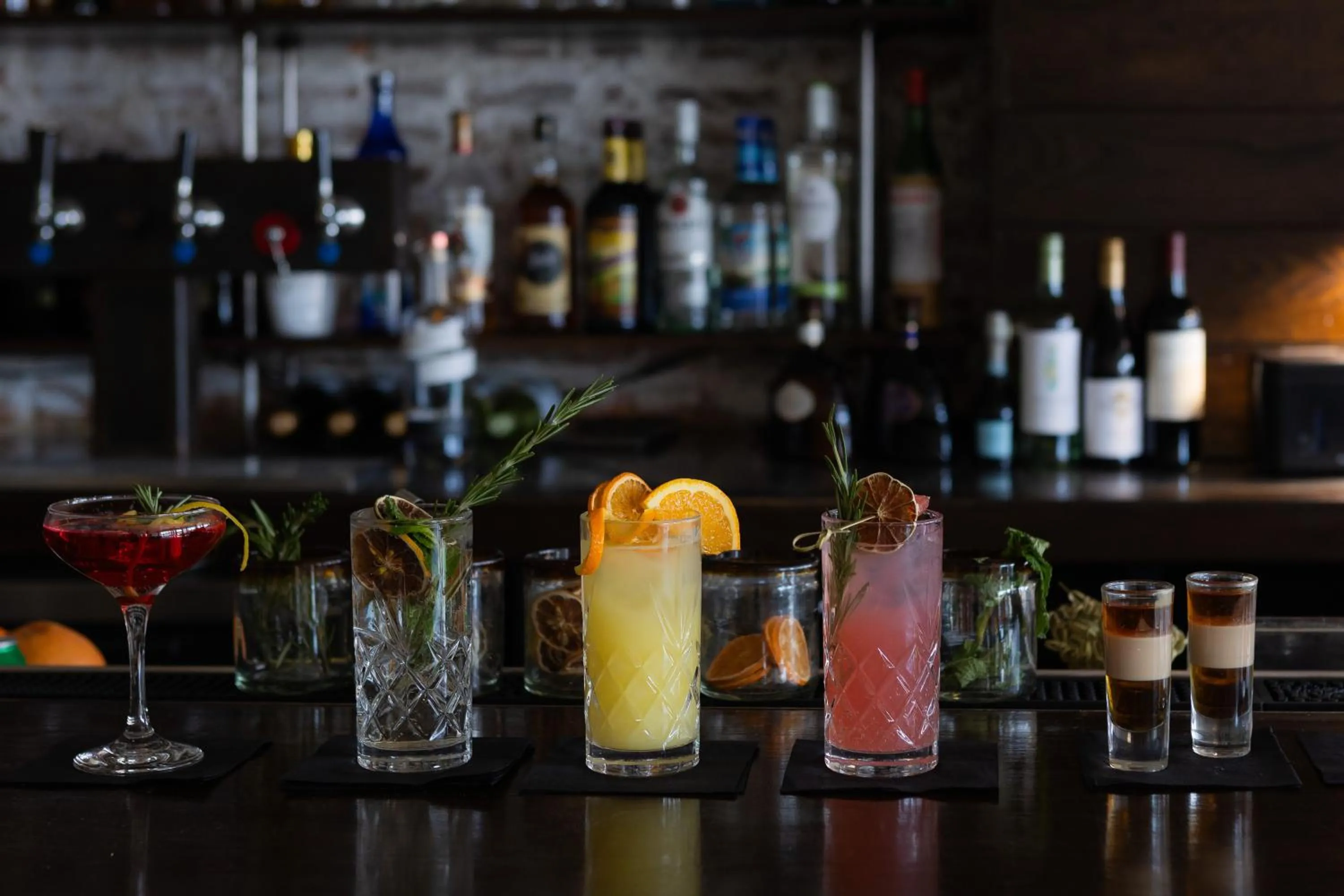 Restaurant/places to eat in Admiral Fell Inn Baltimore Harbor, Ascend Hotel Collection