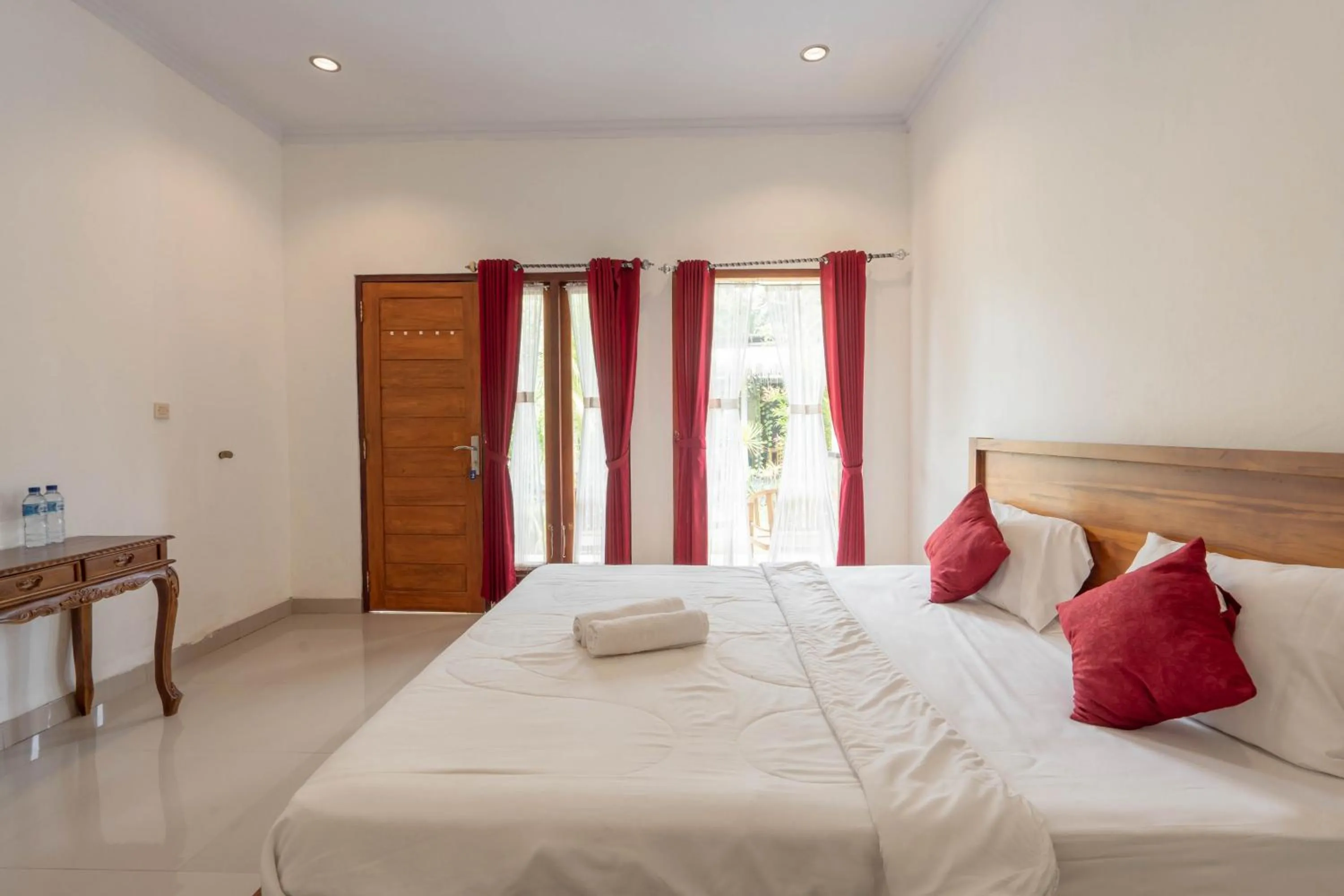 Bed in Omah Nusa Guesthouse RedPartner