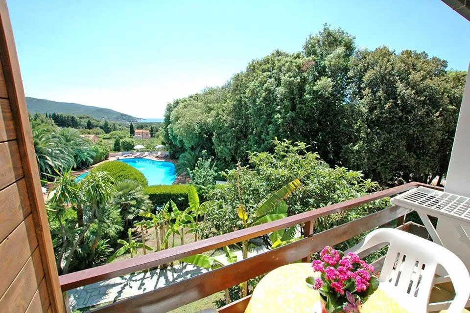 Spring in Eden Park Hotel