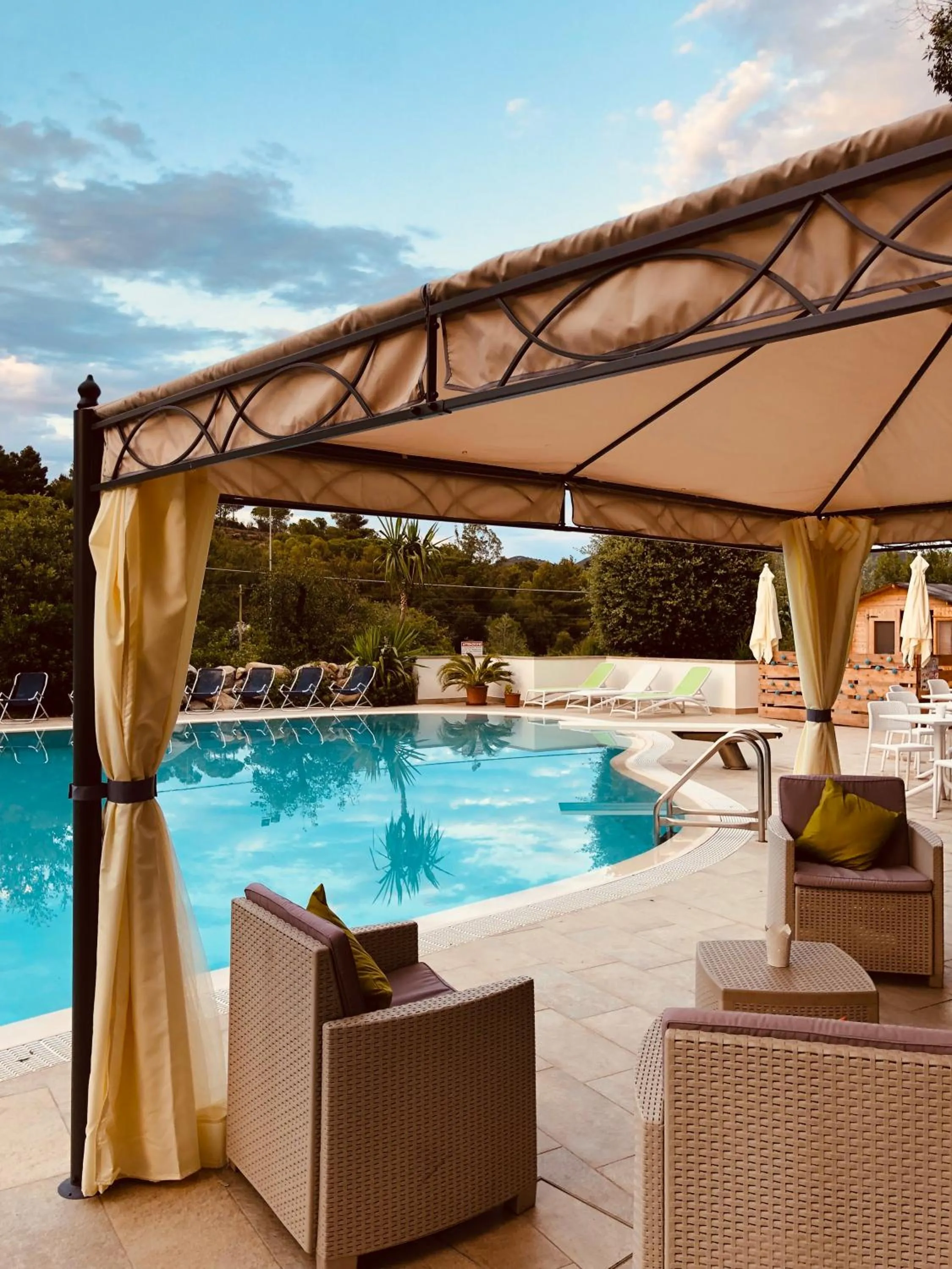 Day in Eden Park Hotel