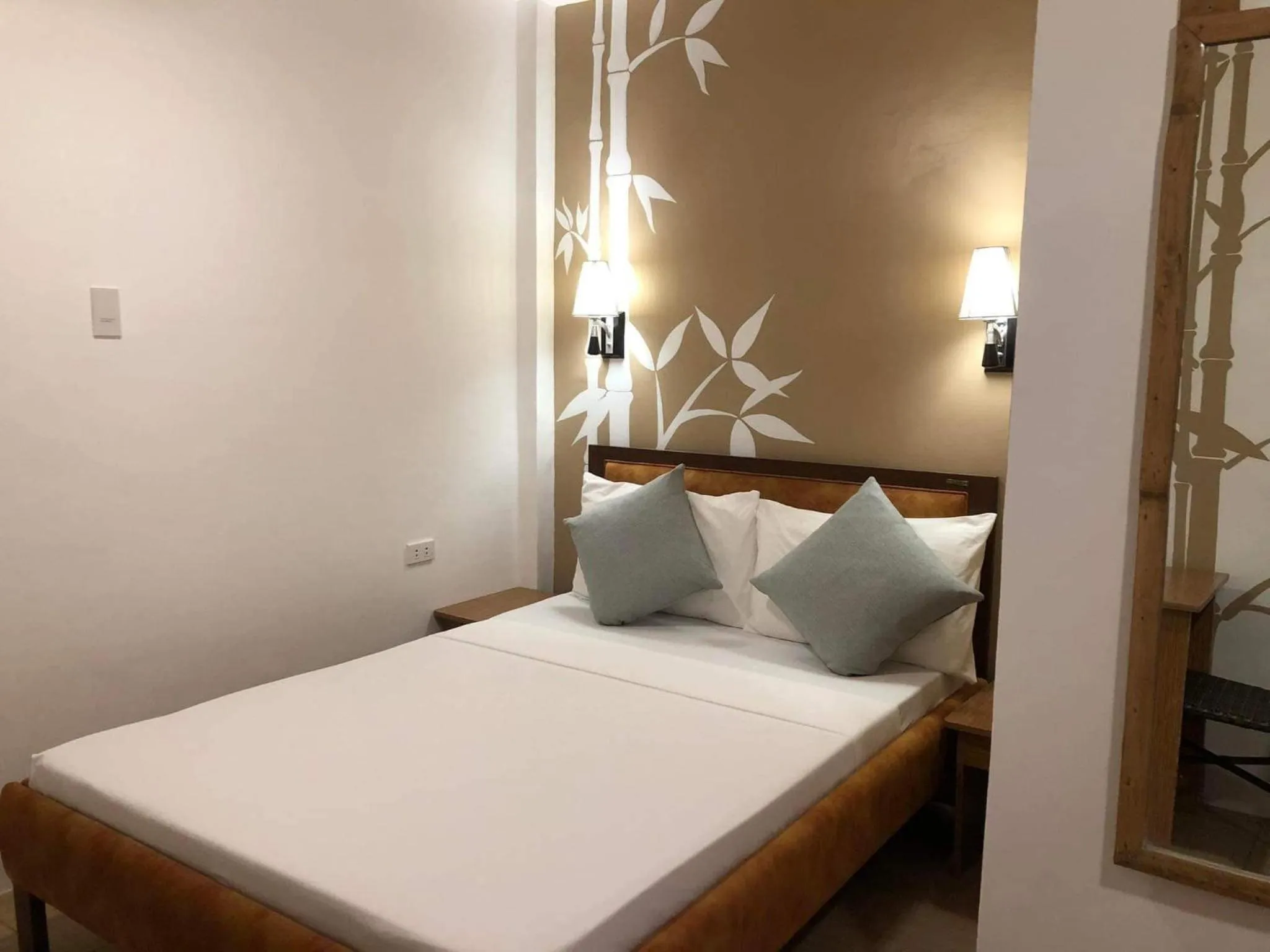 Double Room with Balcony in Anahaw Seaside Inn