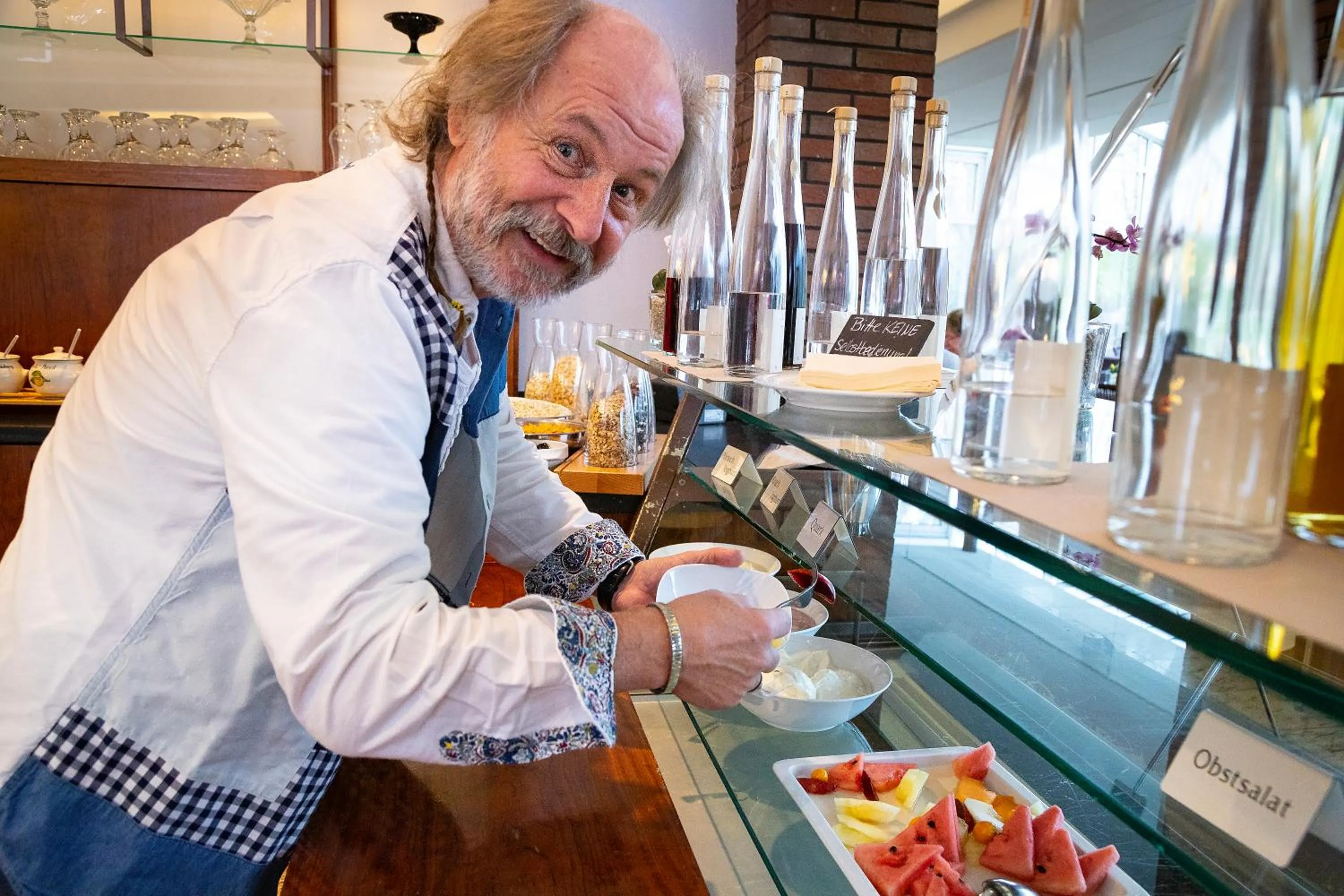 Breakfast in Hotel Regina Maris