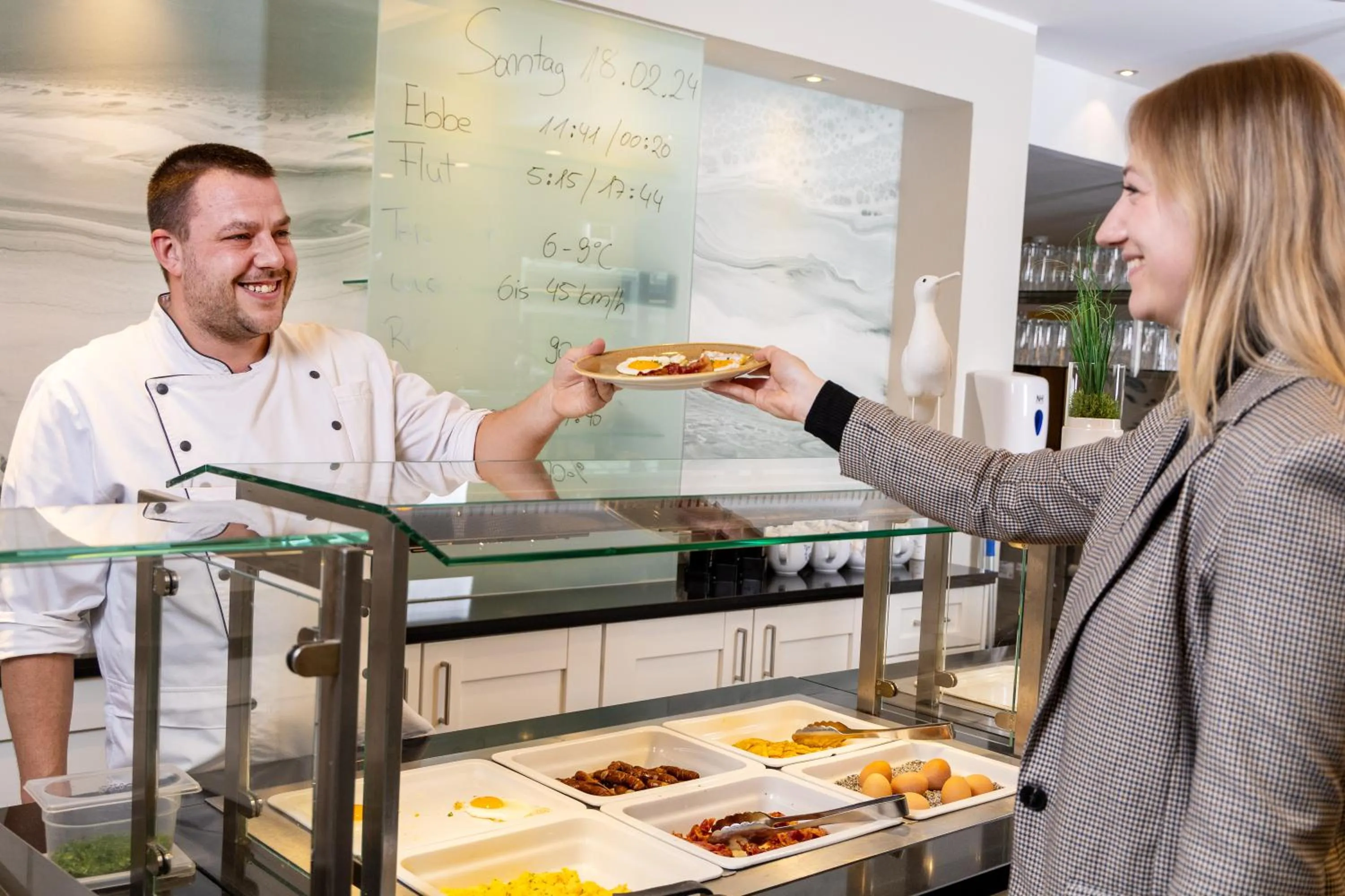 Restaurant/places to eat in Hotel Regina Maris