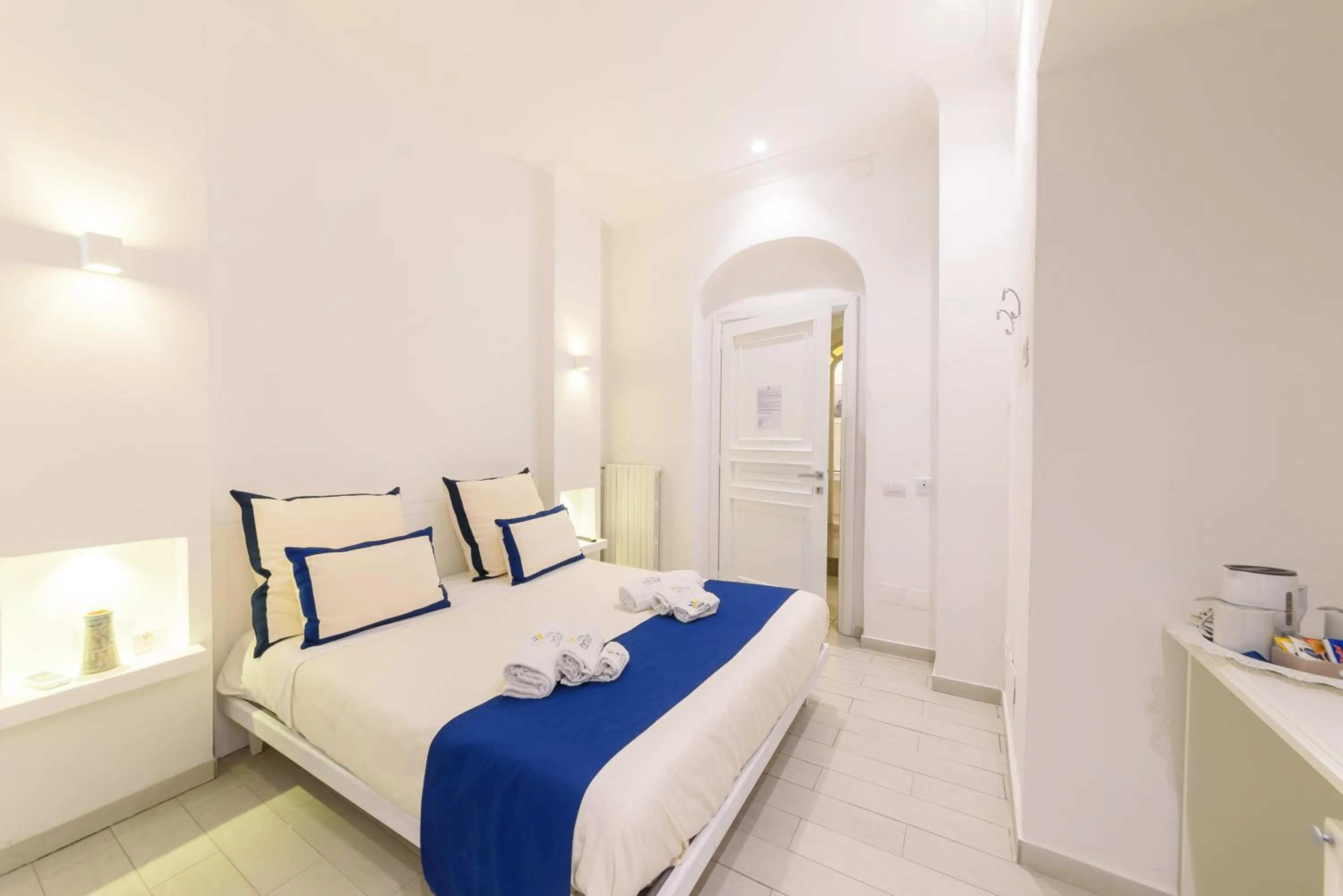 Bed in Villa Fortuna Holiday Resort