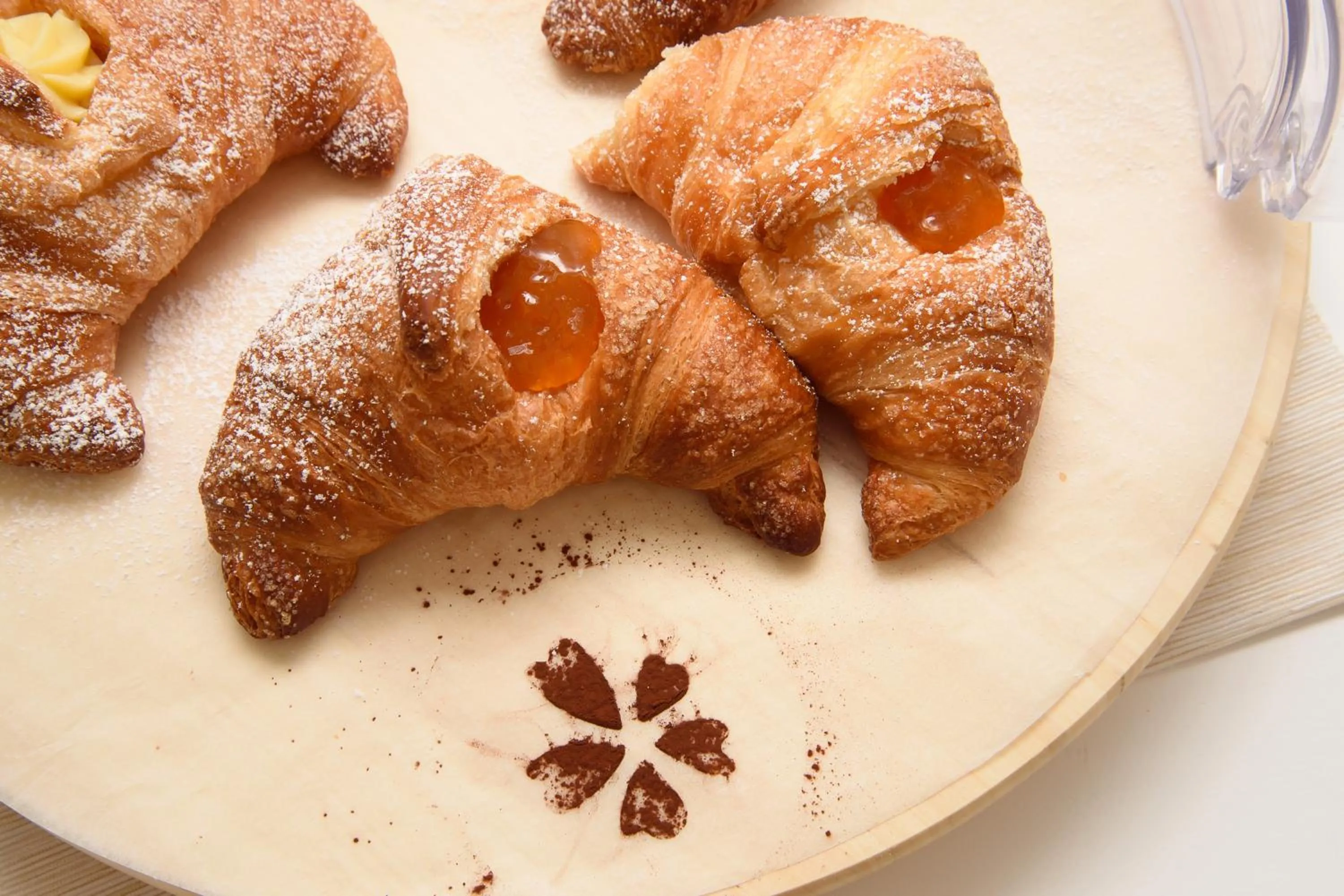 Food and drinks in Villa Fortuna Holiday Resort