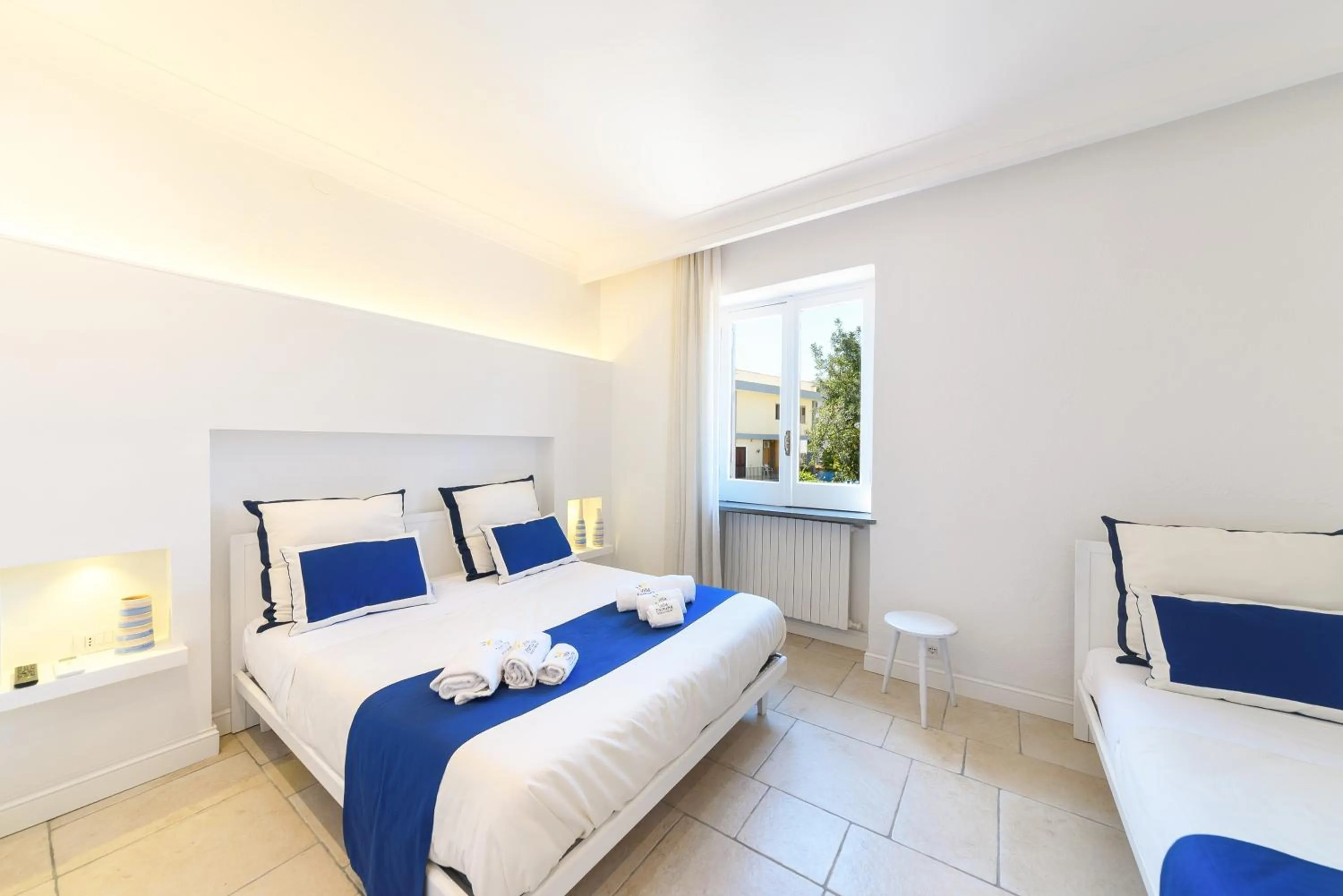 Bed in Villa Fortuna Holiday Resort