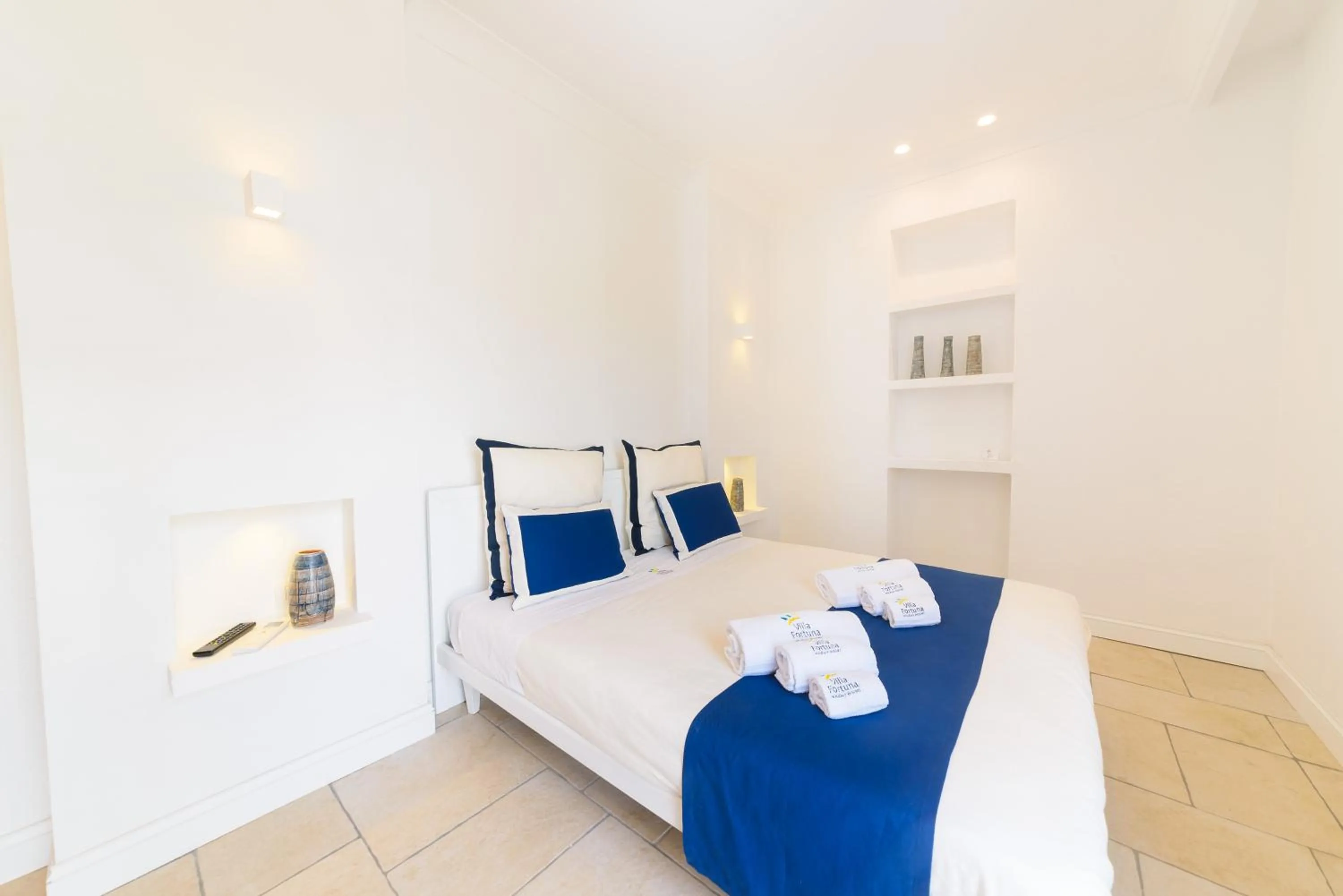 Bed in Villa Fortuna Holiday Resort