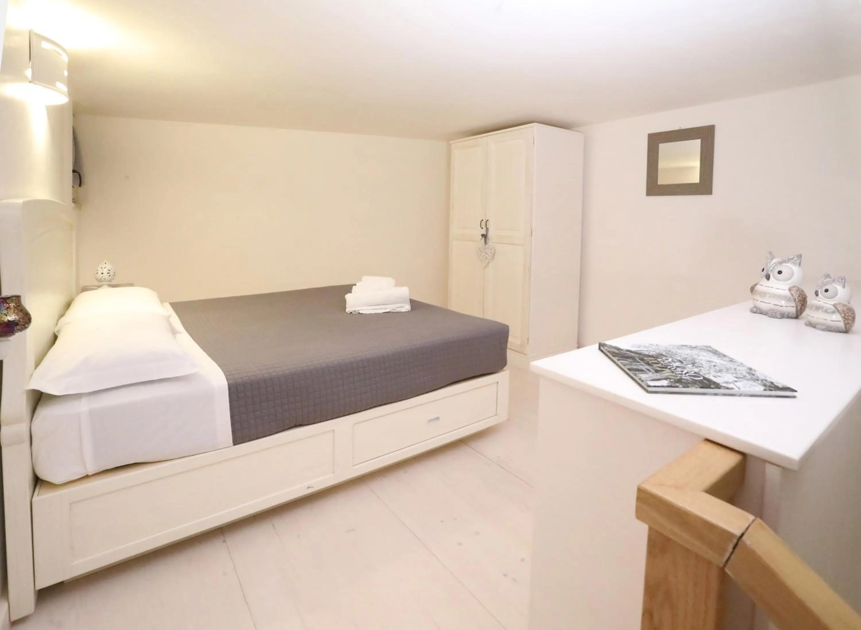 Photo of the whole room, Bed in Villa Rosato