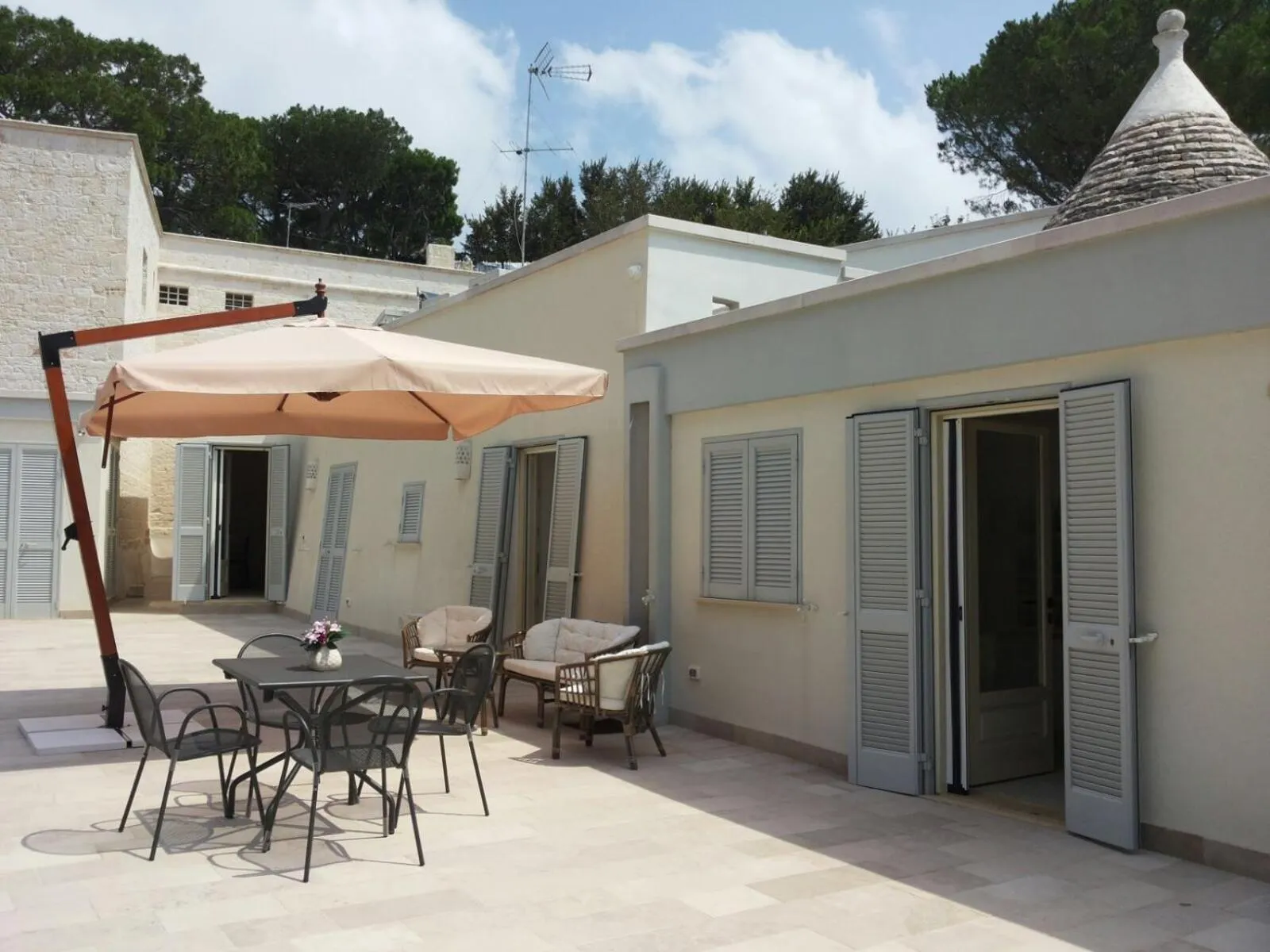 Patio in Villa Rosato