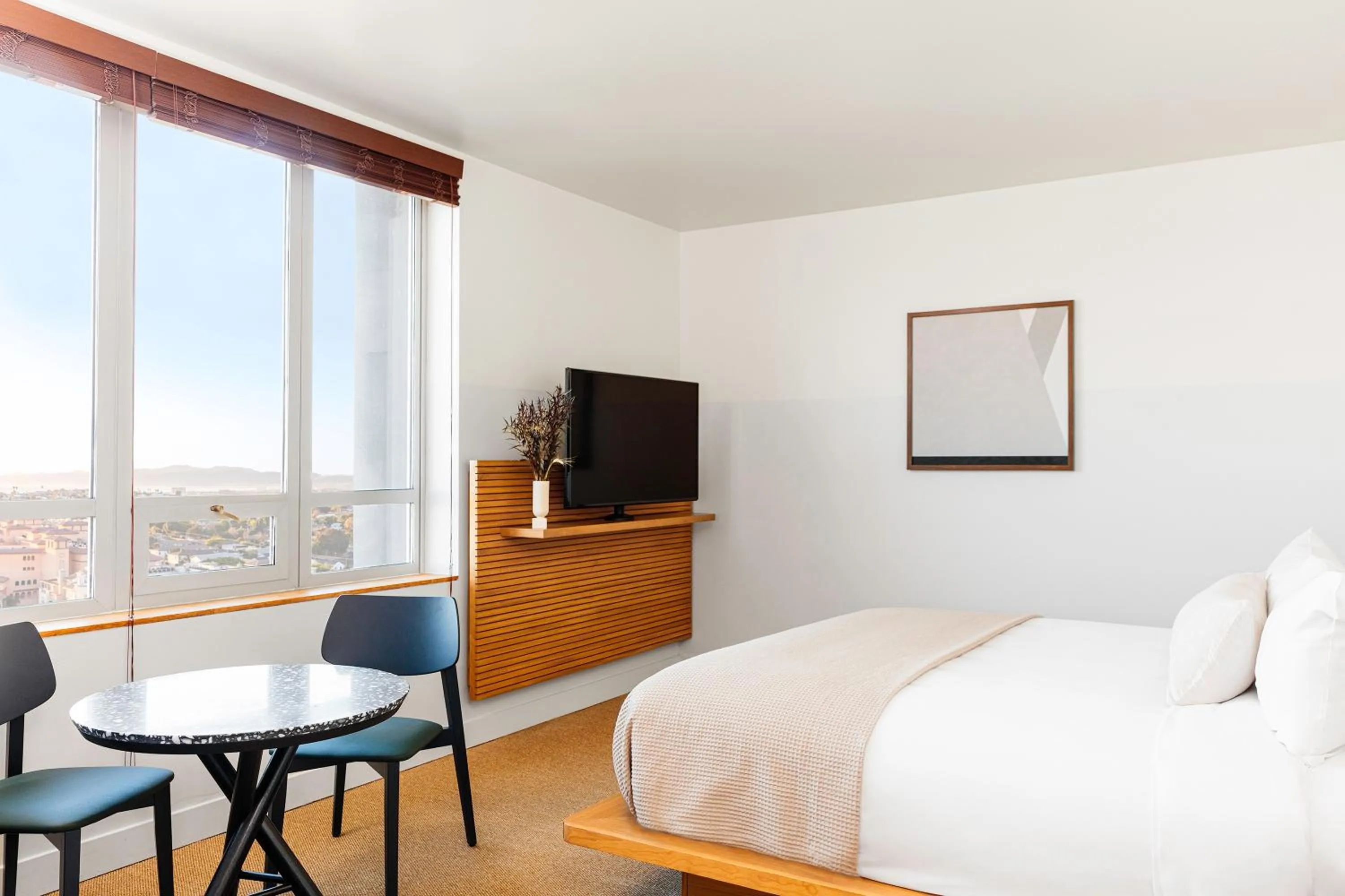 Bedroom, Bed in Hotel June West LA, a Member of Design Hotels