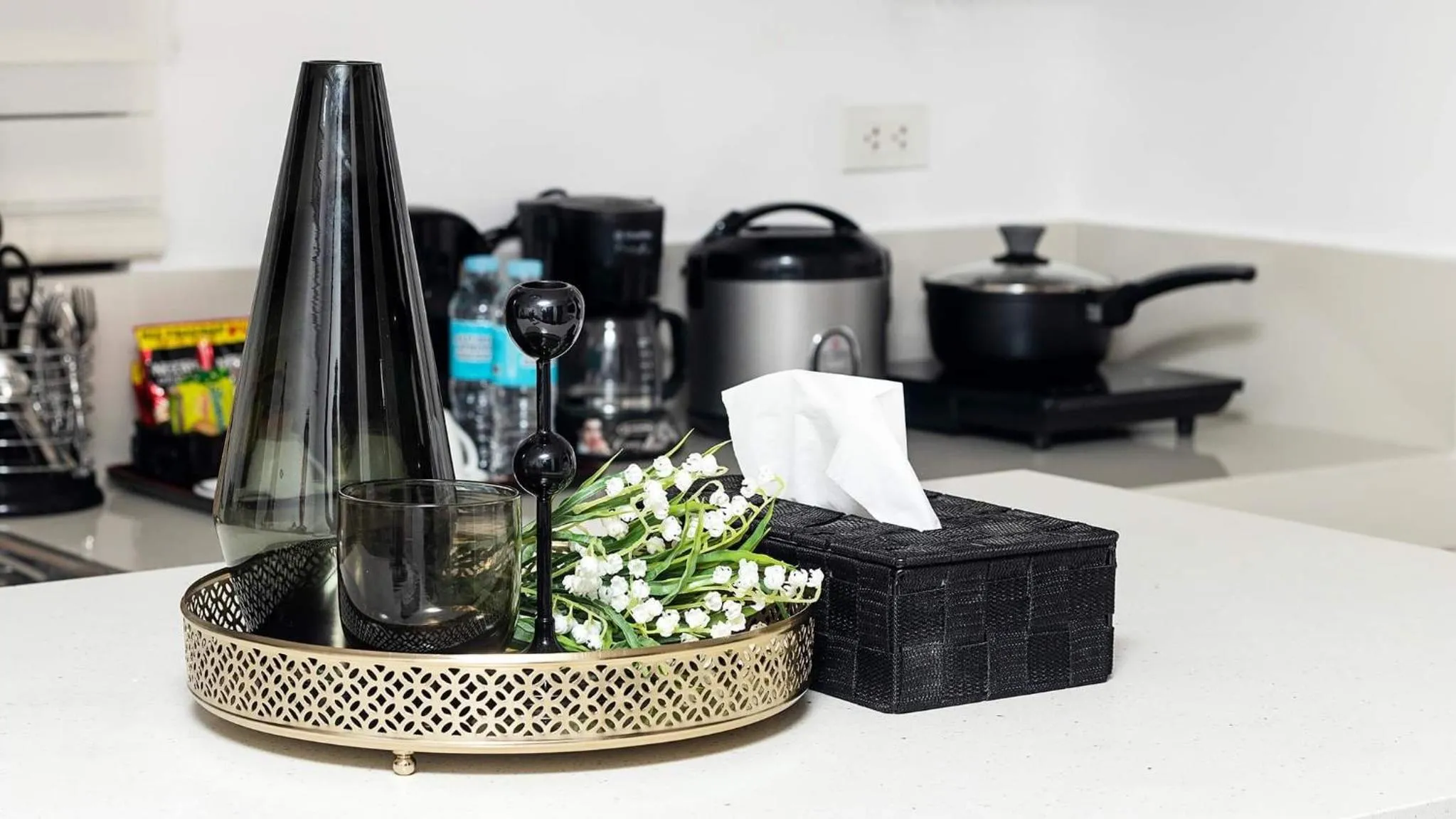 Coffee/tea facilities in Evania by J&J Homes 2BR Unit At One Oasis Cebu