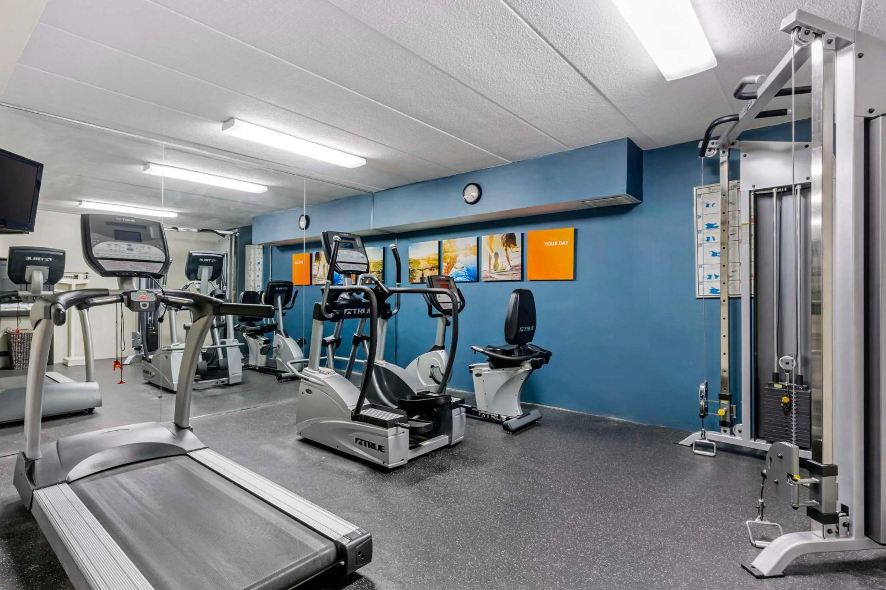 Fitness centre/facilities in Comfort Inn Herndon-Reston