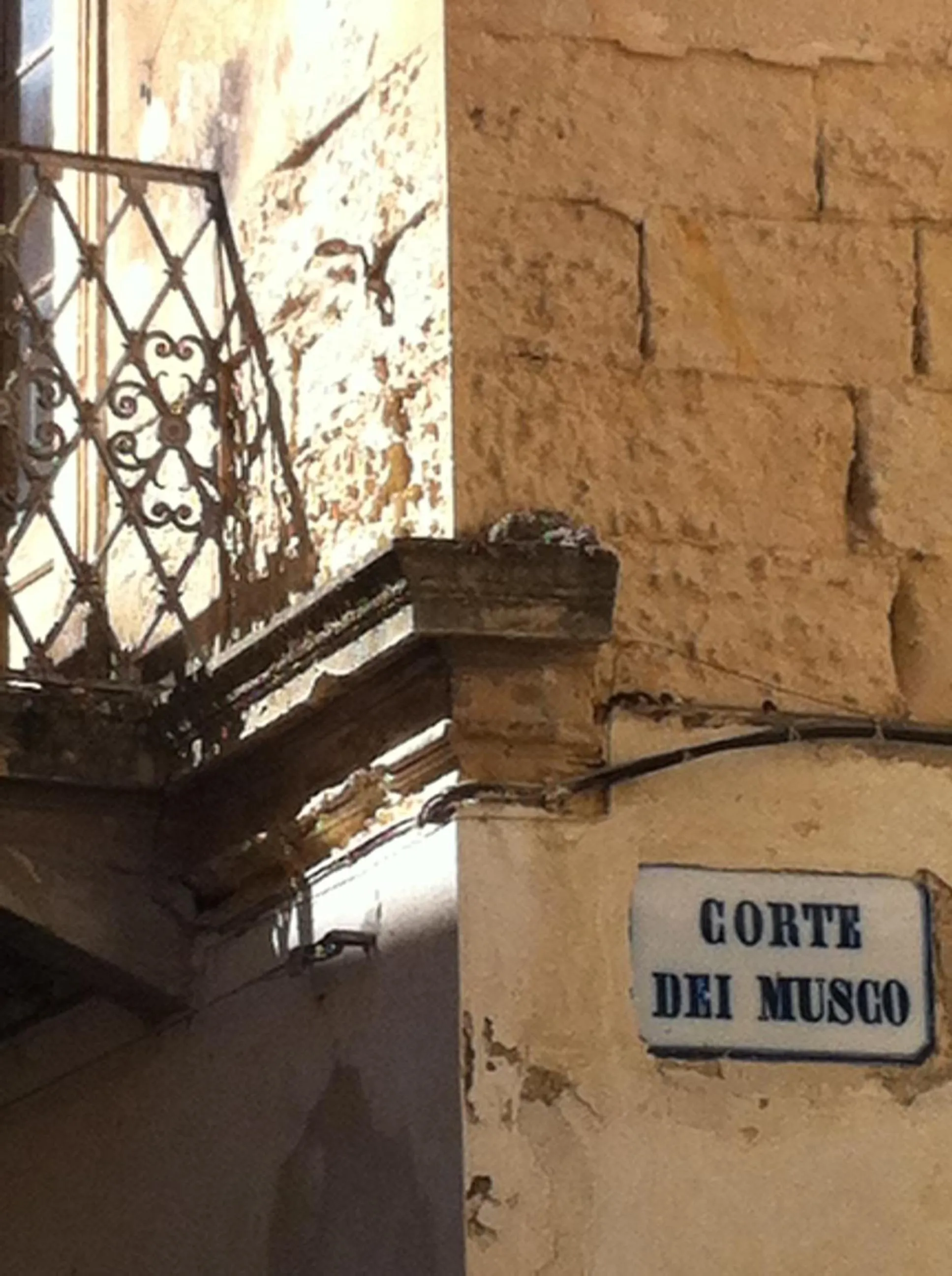 Decorative detail in B&B Corte Dei Musco