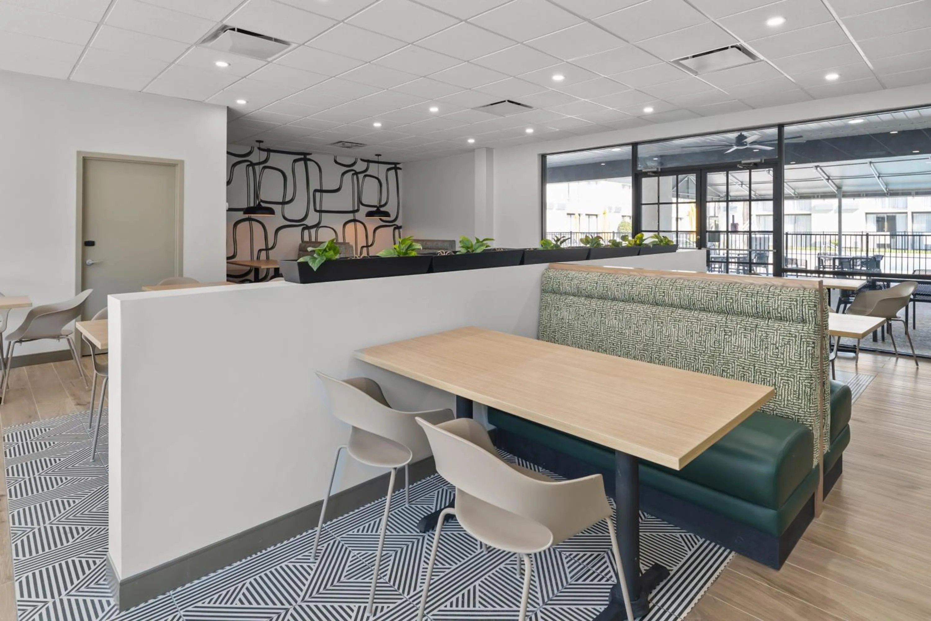 Breakfast in B&B HOTEL Orlando International Drive near Universal - Newly Renovated!