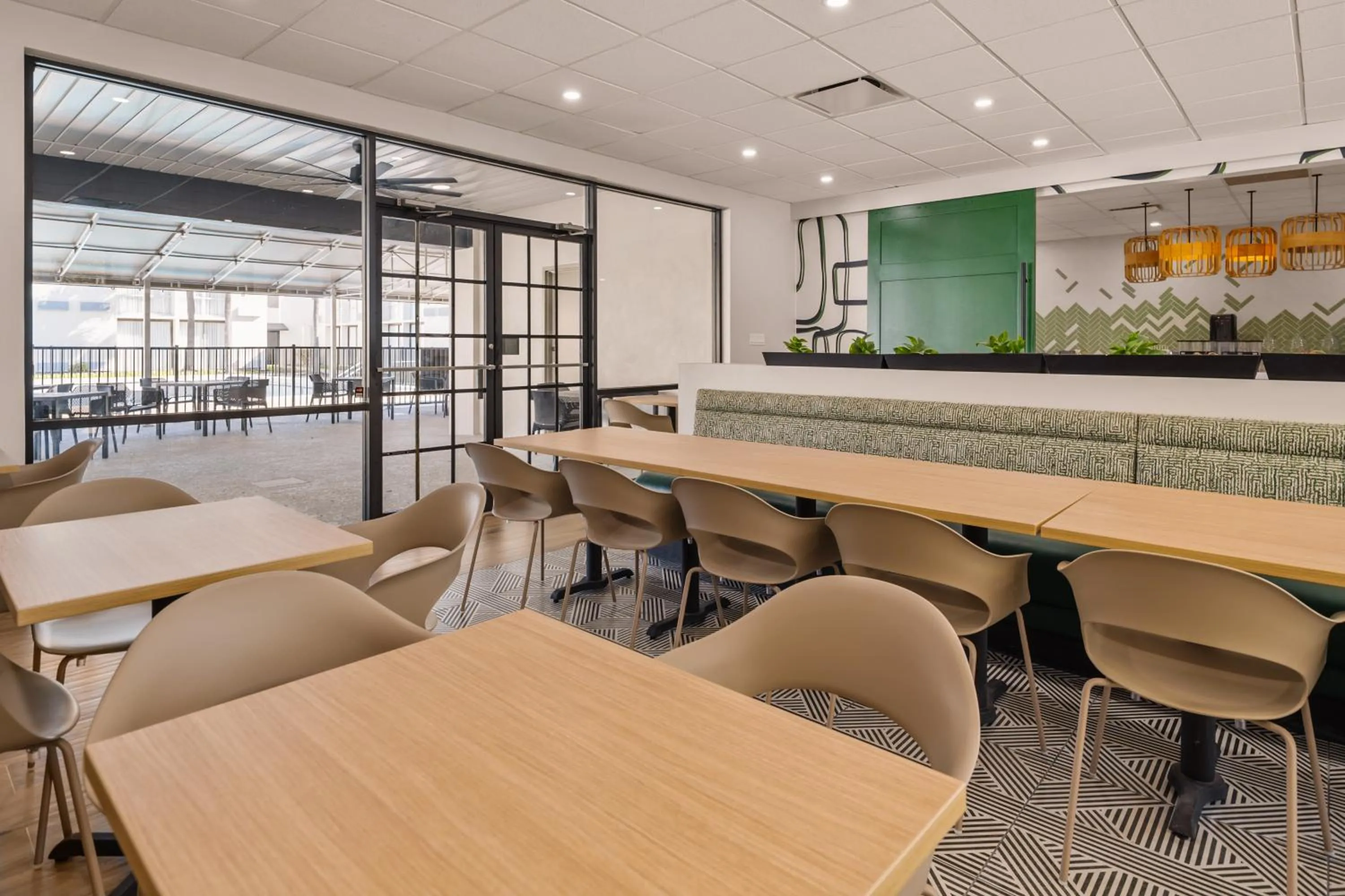 Breakfast in B&B HOTEL Orlando International Drive near Universal - Newly Renovated!