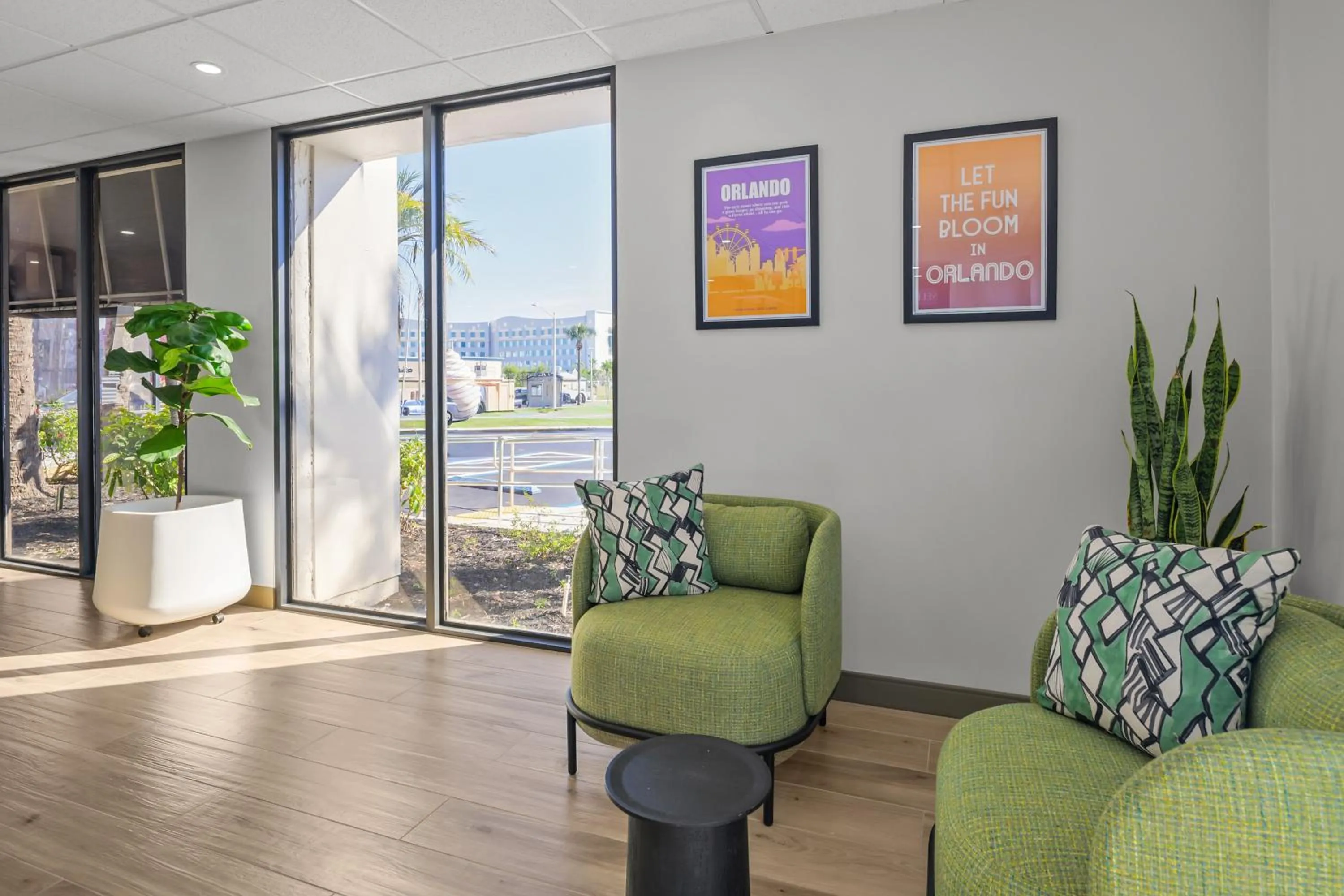 Lobby or reception in B&B HOTEL Orlando International Drive near Universal - Newly Renovated!