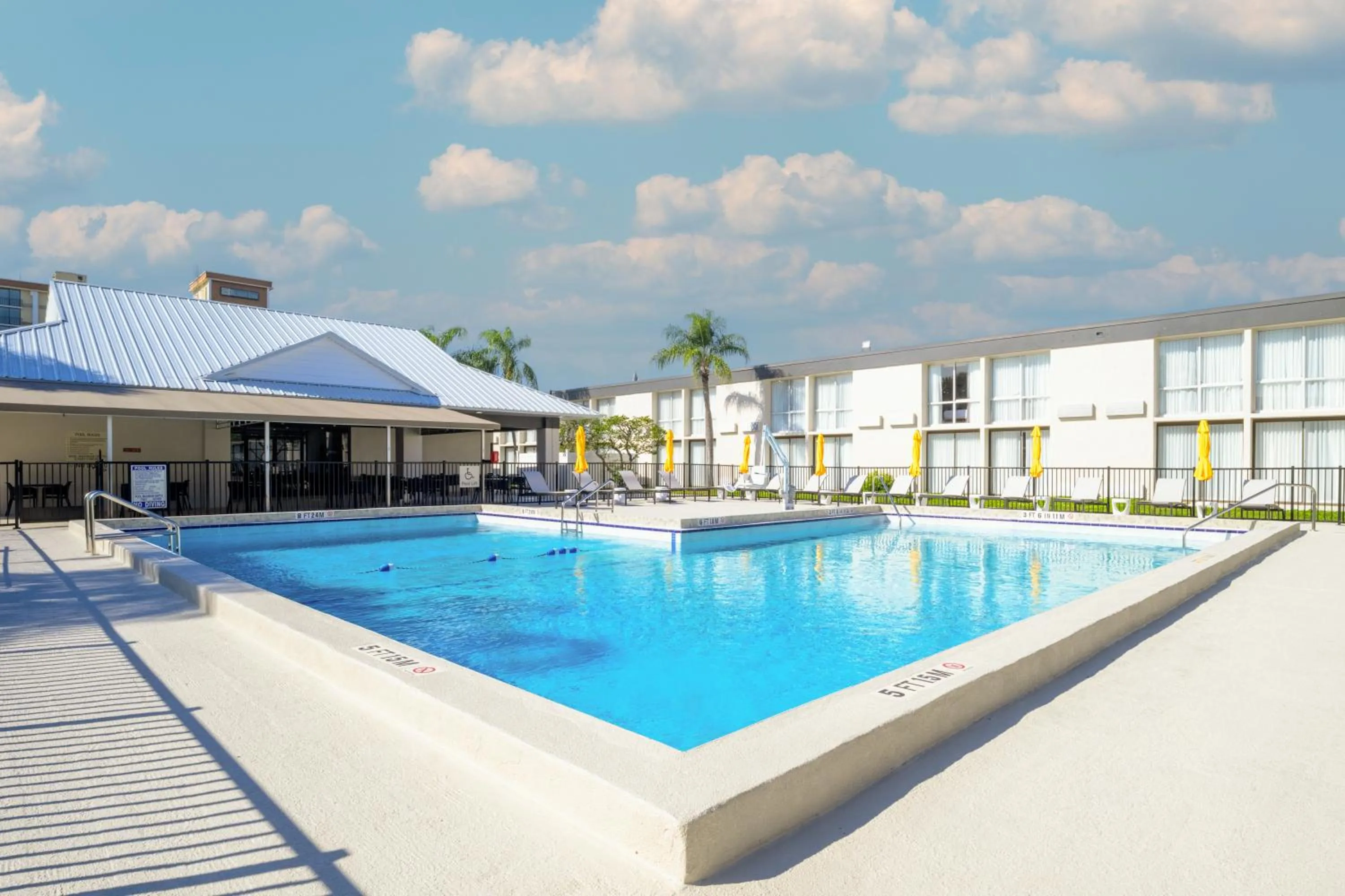 Swimming pool in B&B HOTEL Orlando International Drive near Universal - Newly Renovated!