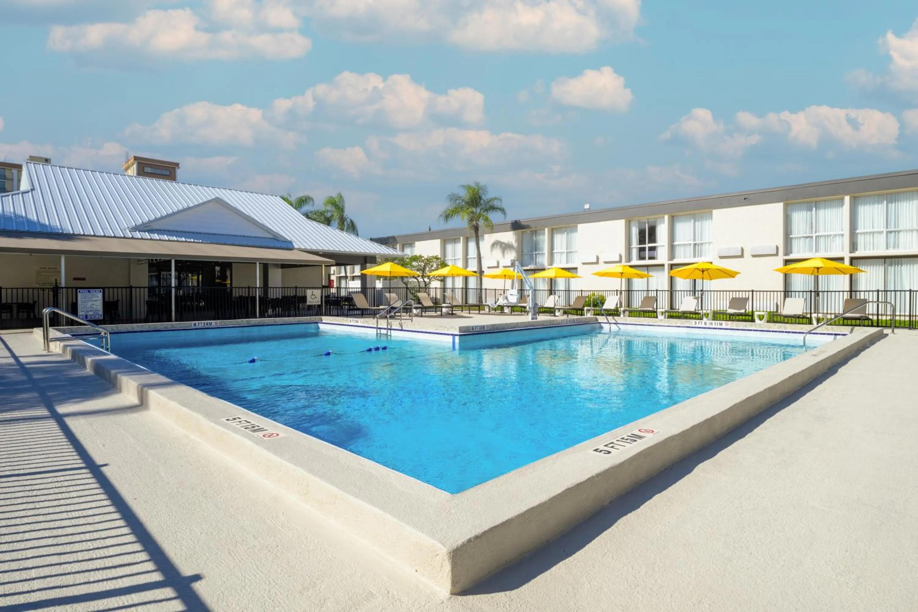 Swimming pool in B&B HOTEL Orlando International Drive near Universal - Newly Renovated!