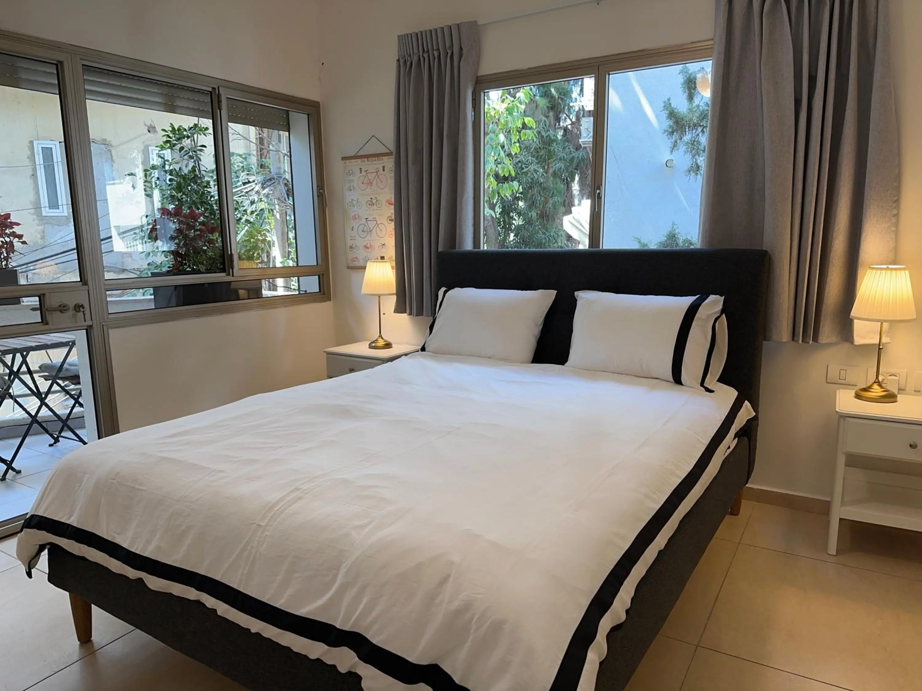 Bed in Roza Apartment