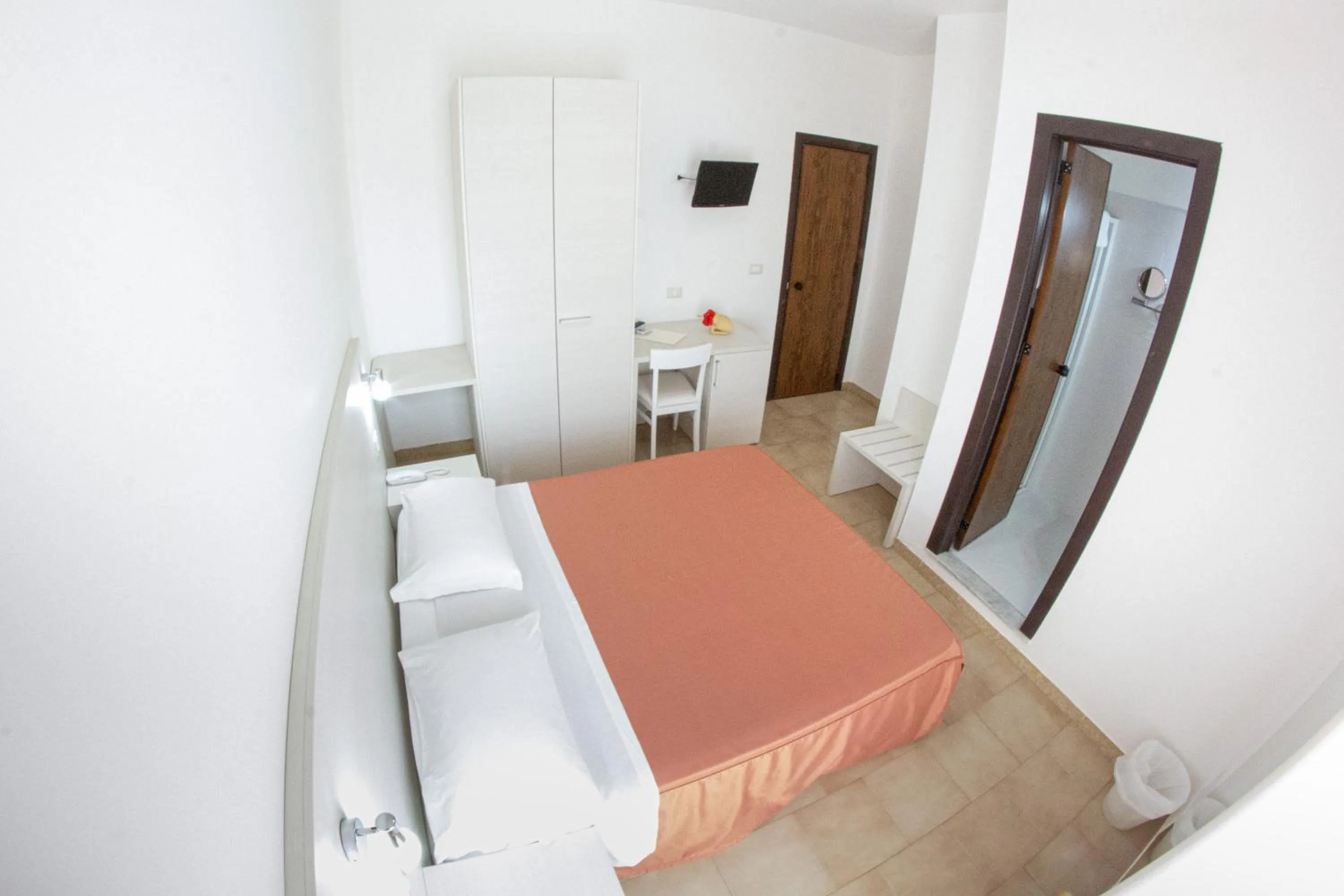 Photo of the whole room, Bed in Alba D'Amore Hotel & Spa