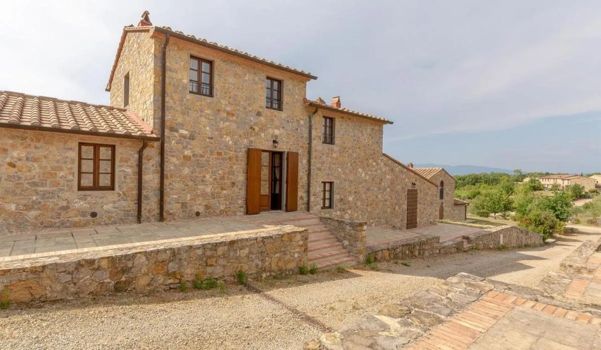 Property building in Poggio Cennina Resort