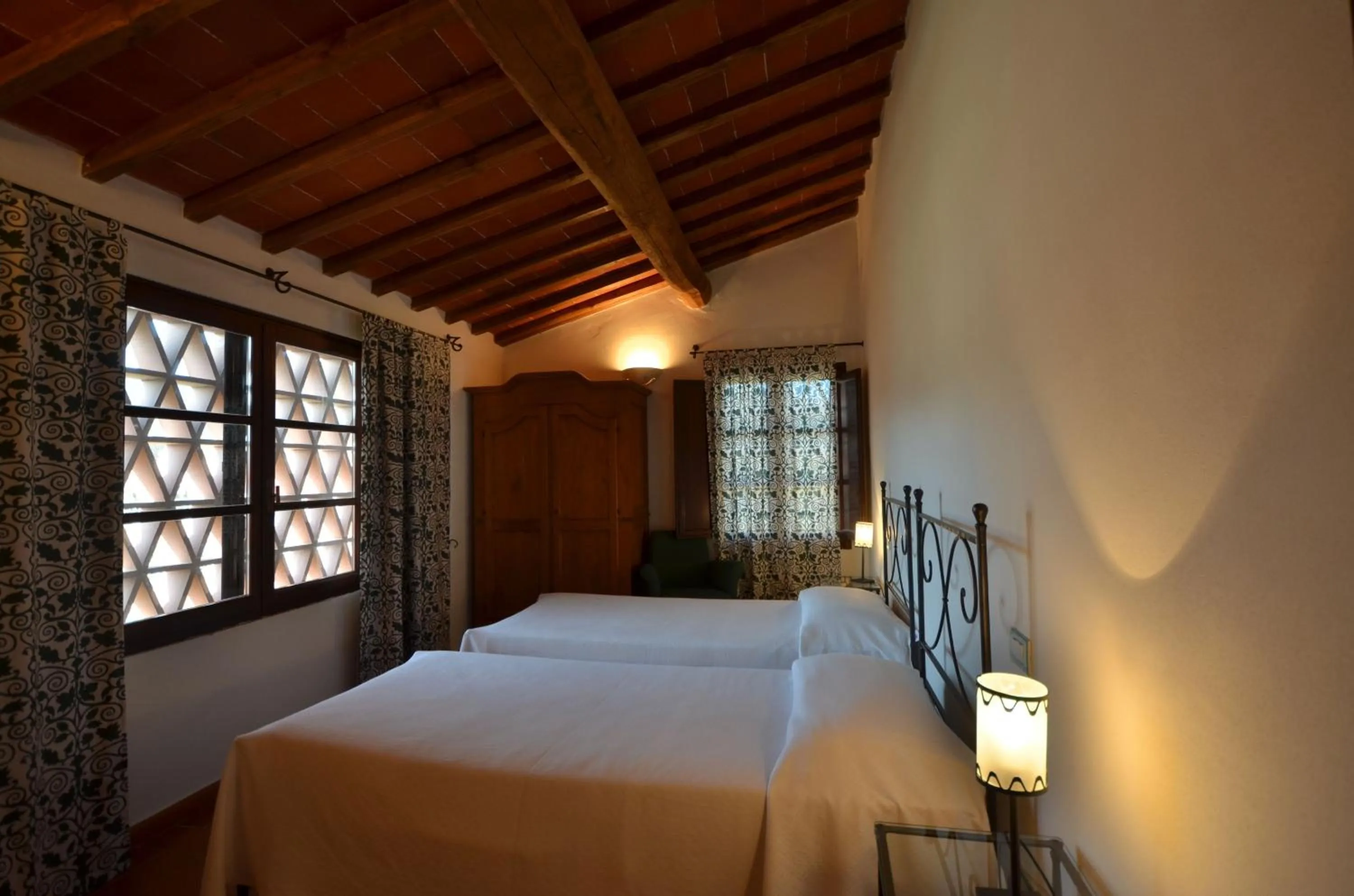 Bed in Poggio Cennina Resort