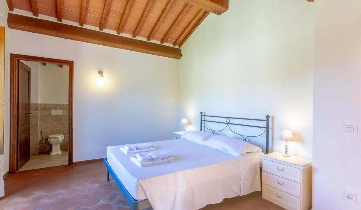 Photo of the whole room, Bed in Poggio Cennina Resort