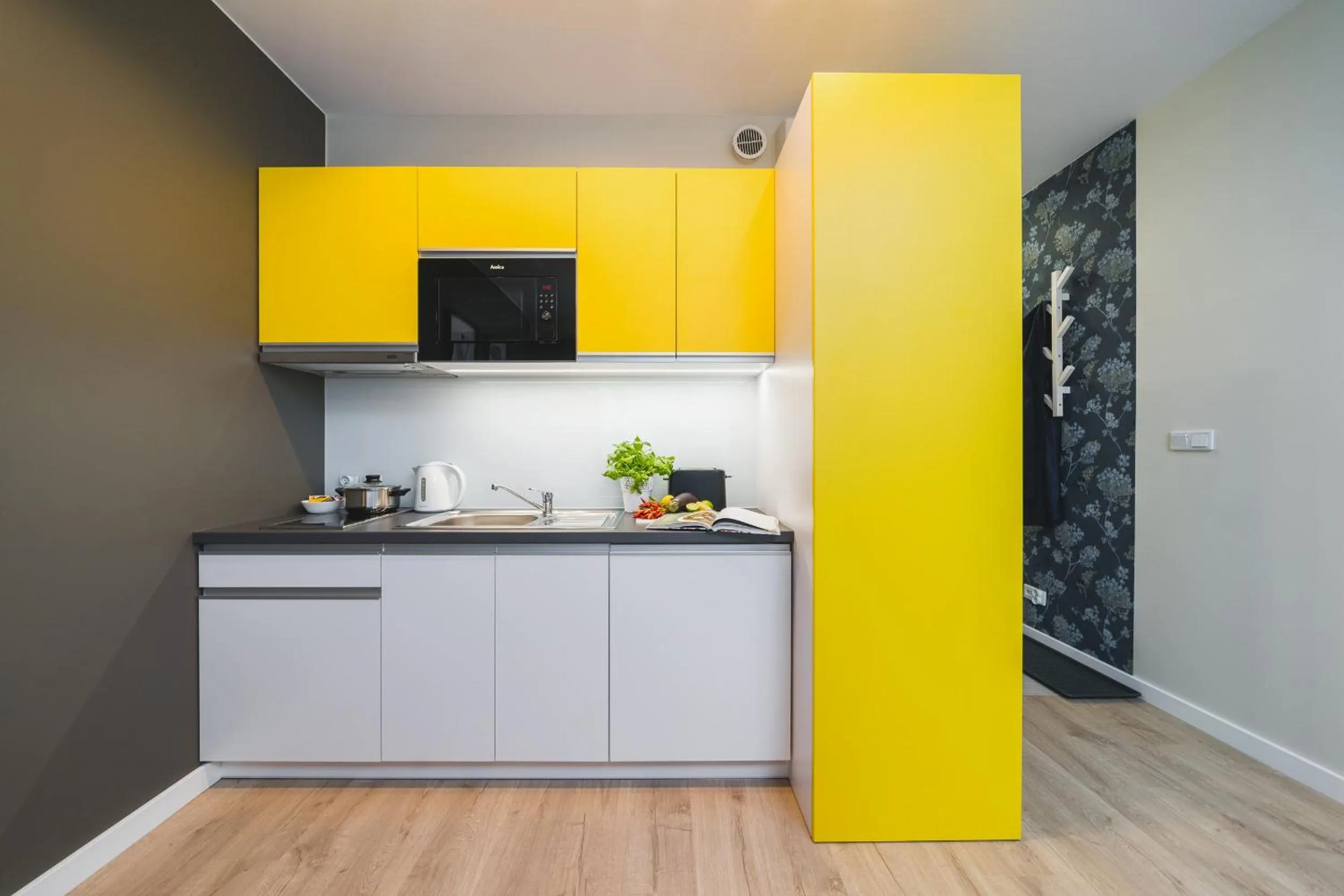 Kitchen or kitchenette in Sarah Apartments Old Town